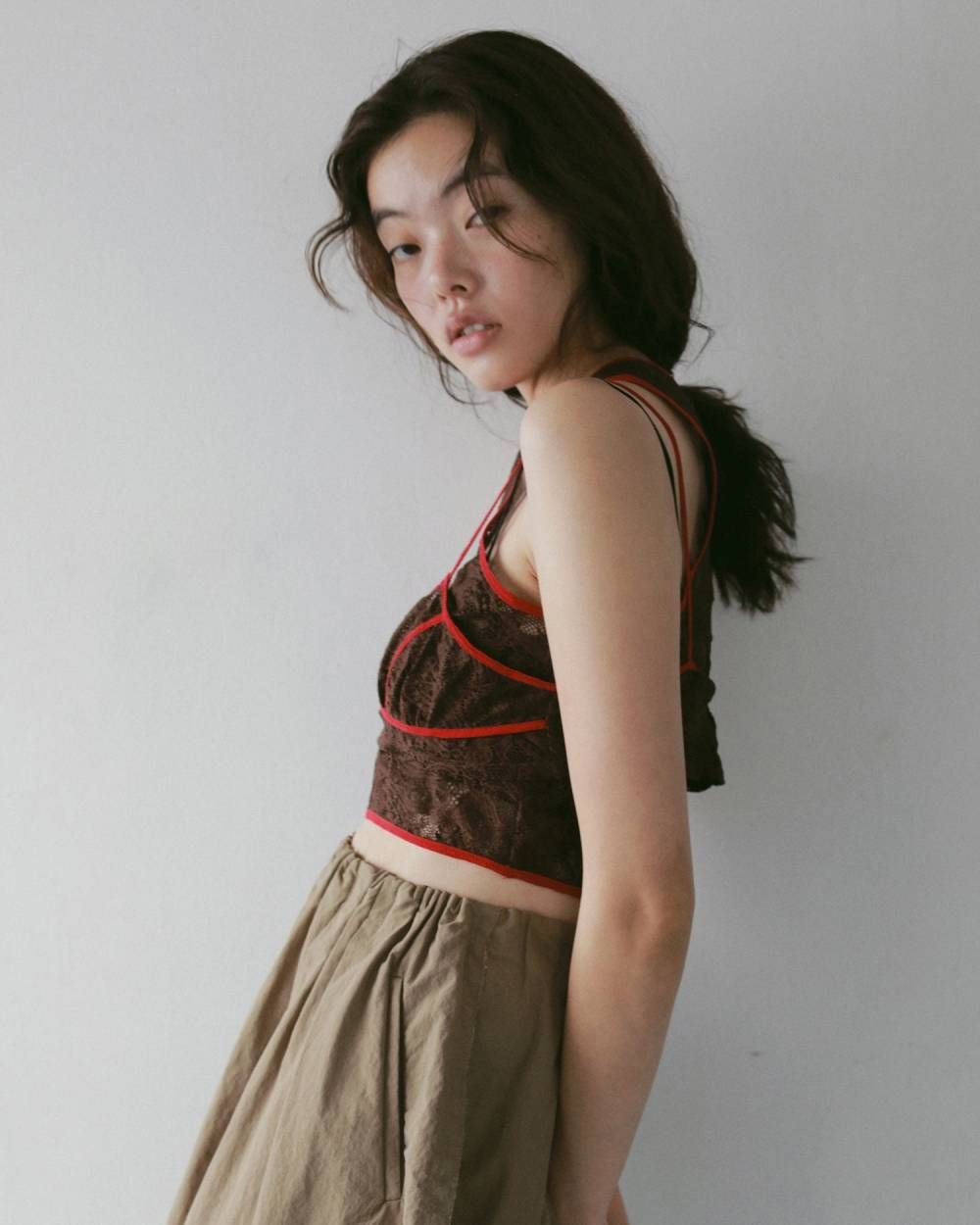 レース ノースリーブトップス (ブラウン) Lace Sleeveless Tops (Brown) / 27SS