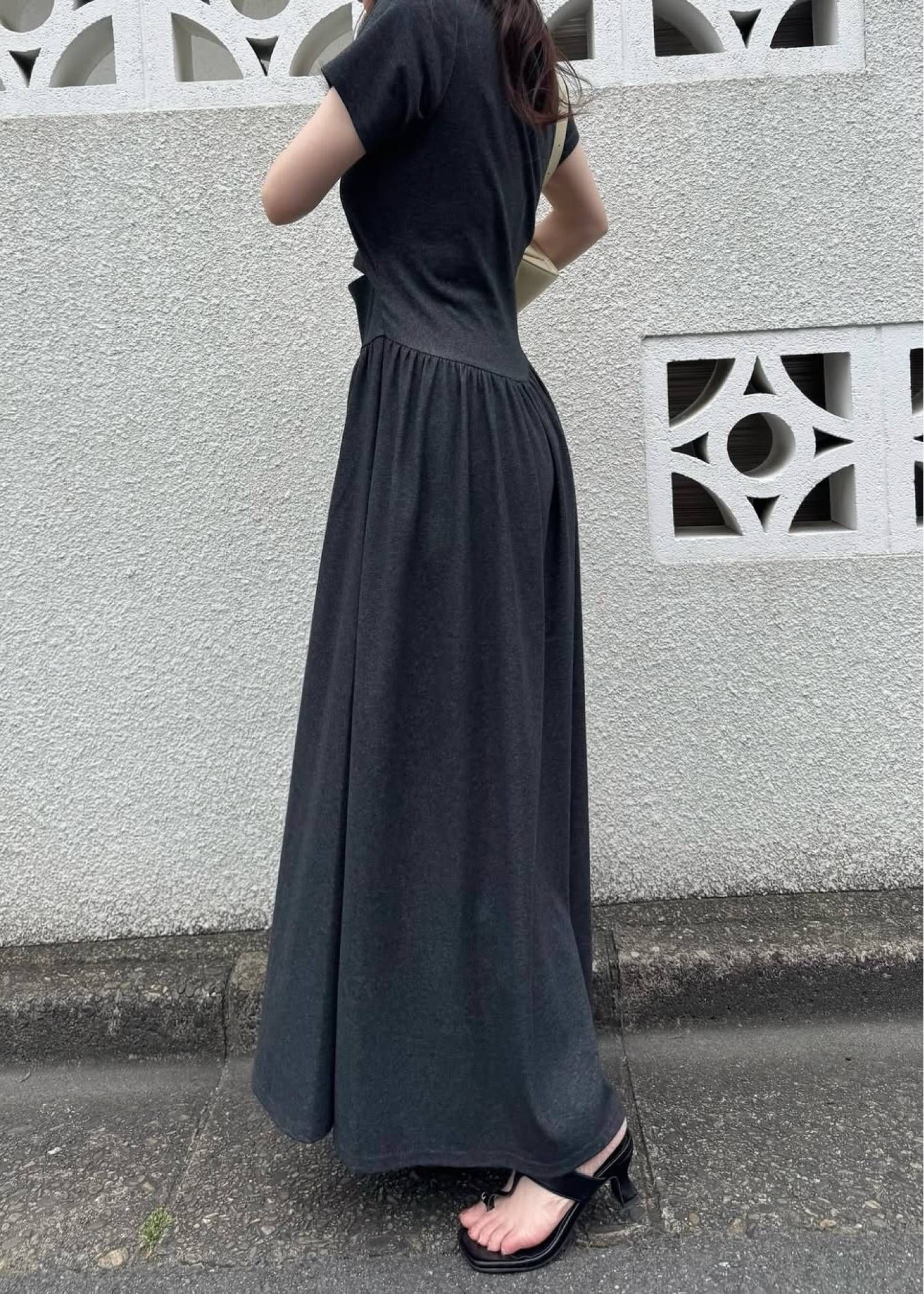 ヘルシーカット ワンピース (チャコール) healthy cut out waist snap button OP (charcoal) /  26SS