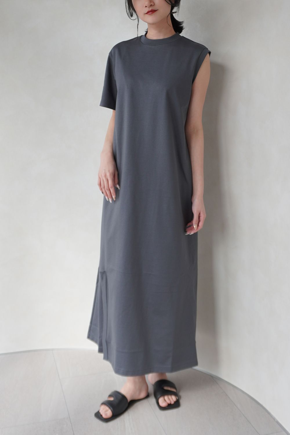 REFINA SLIT DRESS / リフィナスリットドレス (グレー)