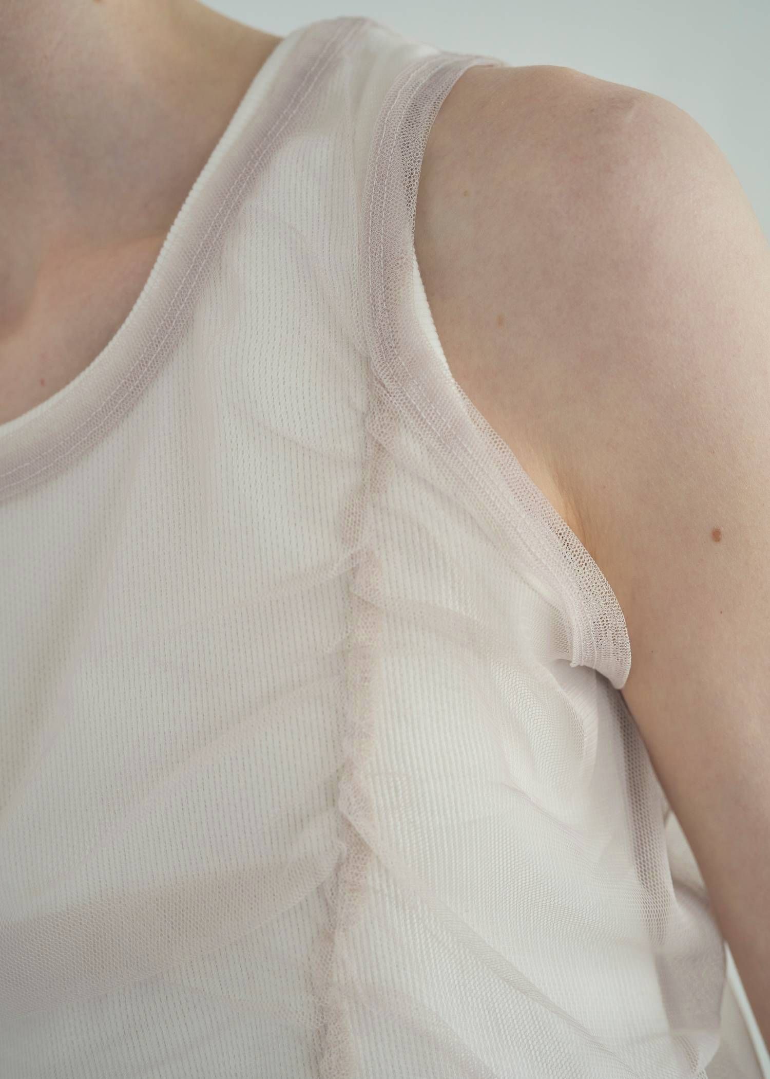チュールリブタンク (ホワイト) gather tulle layered rib tank (White) /  26SS
