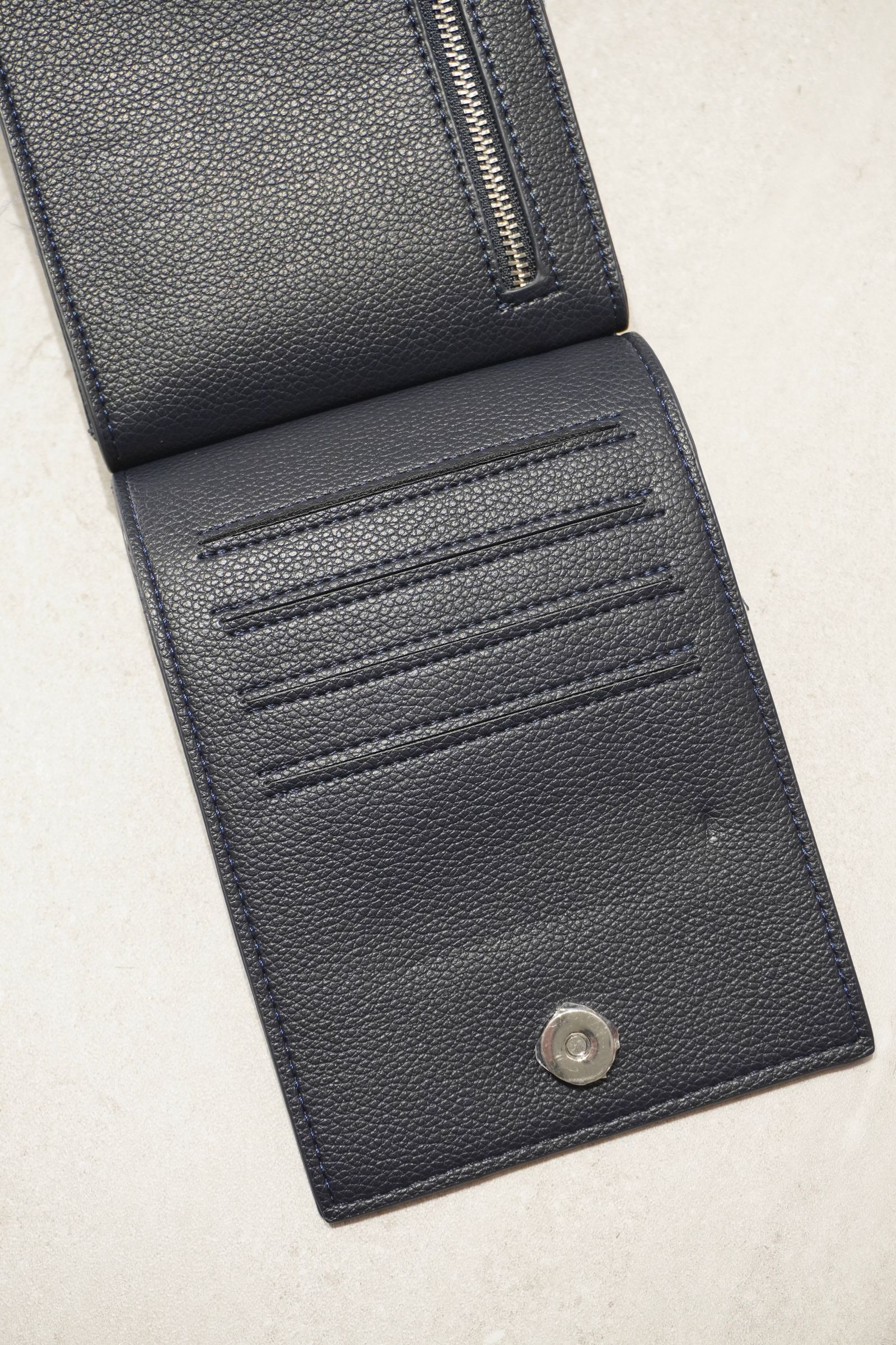 RECYCLING LEATHER MULTI MOBILE POUCH / リサイクルレザーマルチモバイルポーチ (ブラック) スマホショルダー/コインケース・カードホルダー付き / 取り外し可能