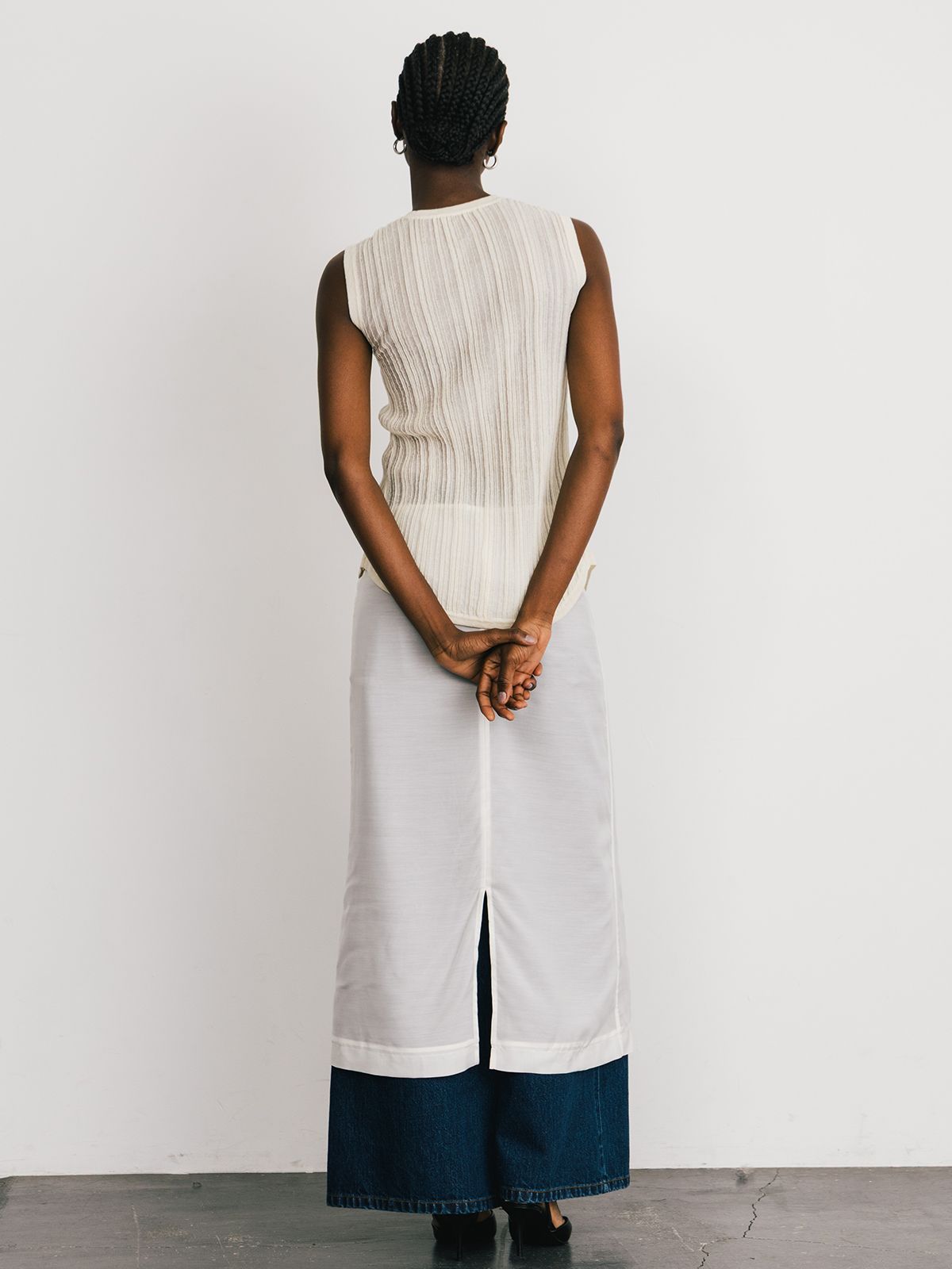 クレドナ CREDONA ユーロフックシアーリブトップ EURO HOOK SHEER RIB TOP【2025 新作】 CREDONA - 【25SS】EURO HOOK SHEER RIB TOP / シアーリブトップ