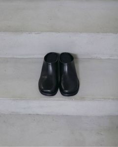 スクエアヒールスリッポン (ブラック) Square Heel Slip-on (Black) / 26AW 【6月29日まで期間限定予約】