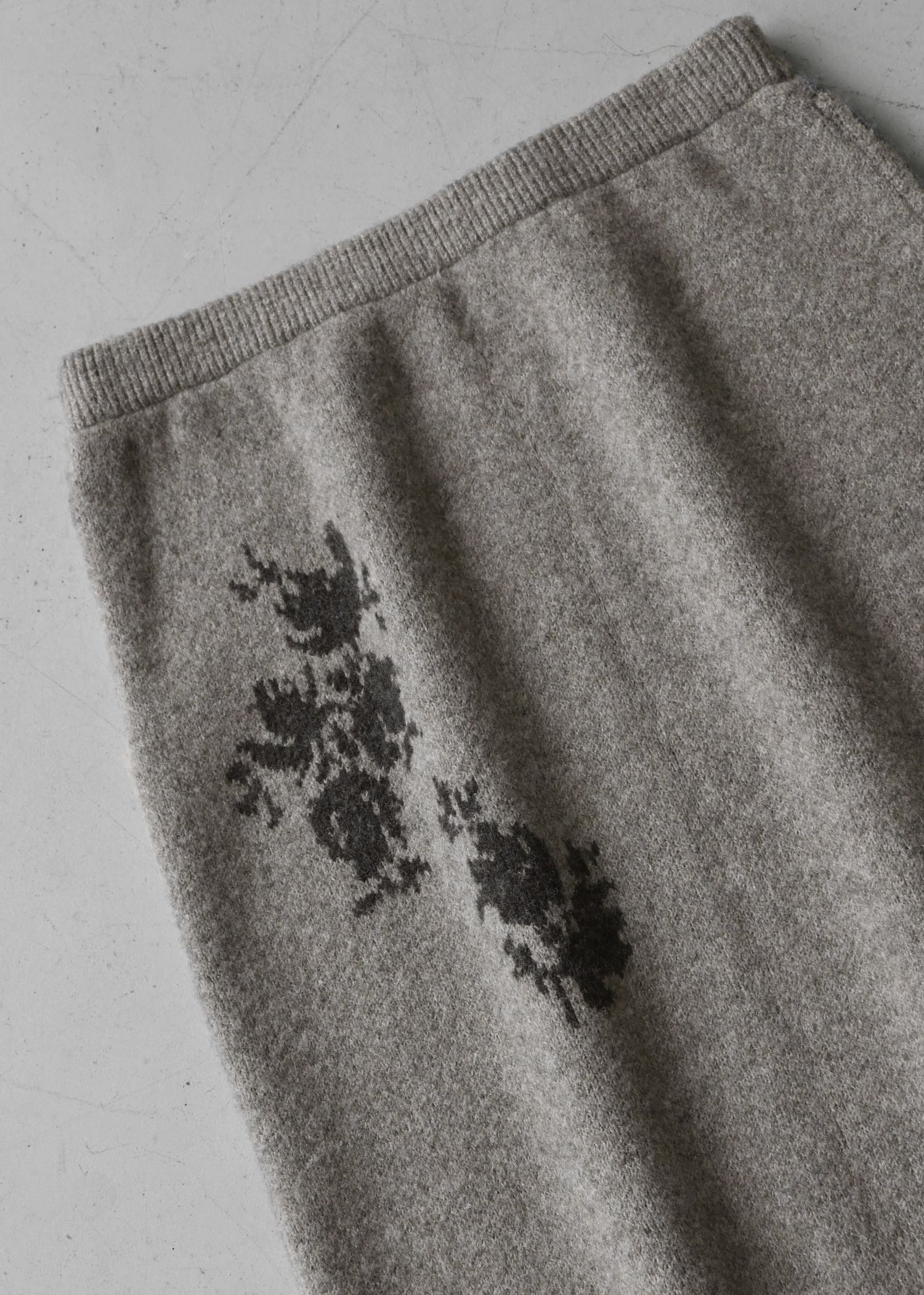 flower jacquard pencil knit SK / フラワージャガード ペンシルニットスカート (ミックス) / 25AW /