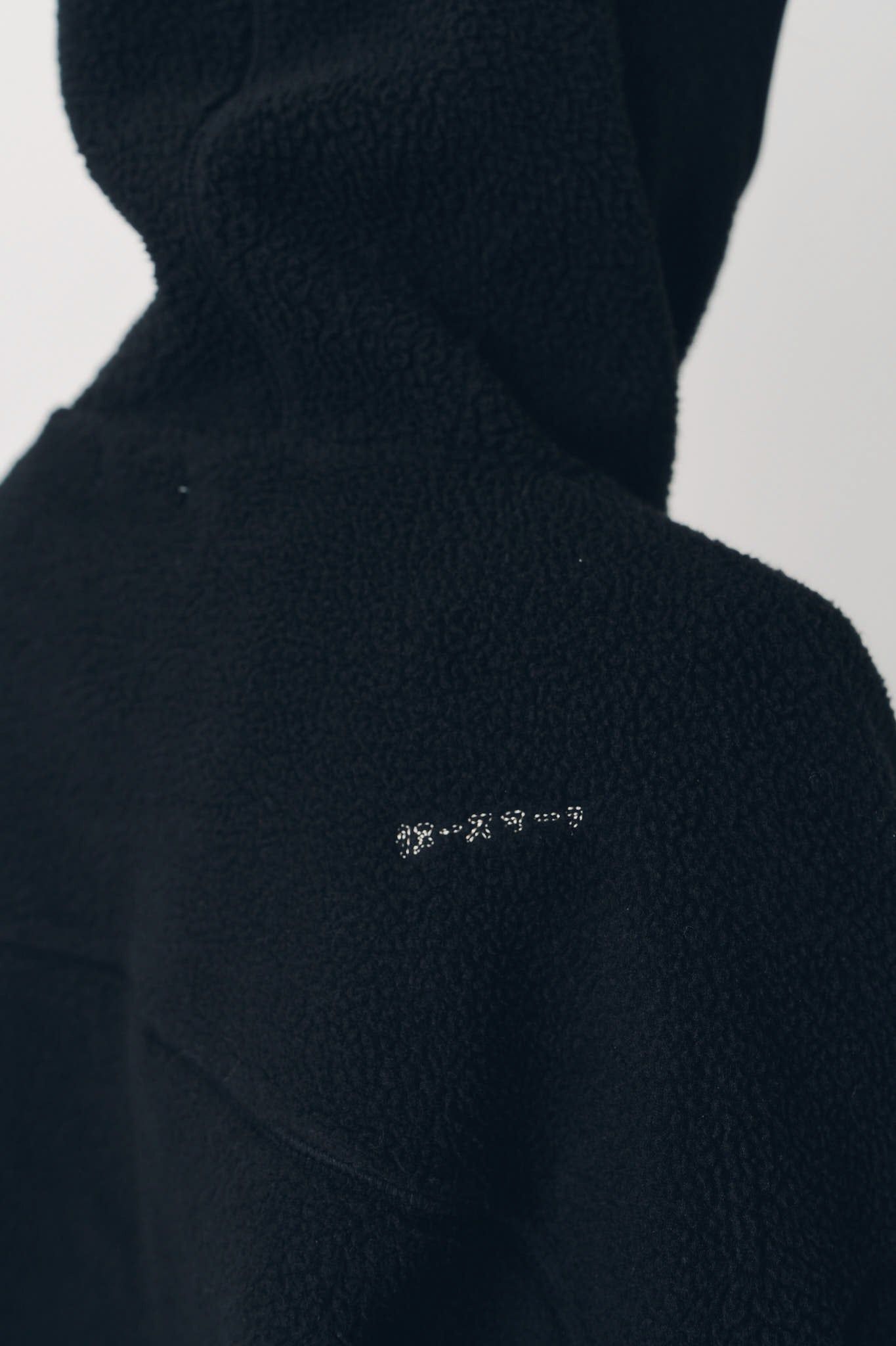 カーブジップ ボアフーディ (ブラック) curved zip boa hoodie(unisex) (Black) / 26AW