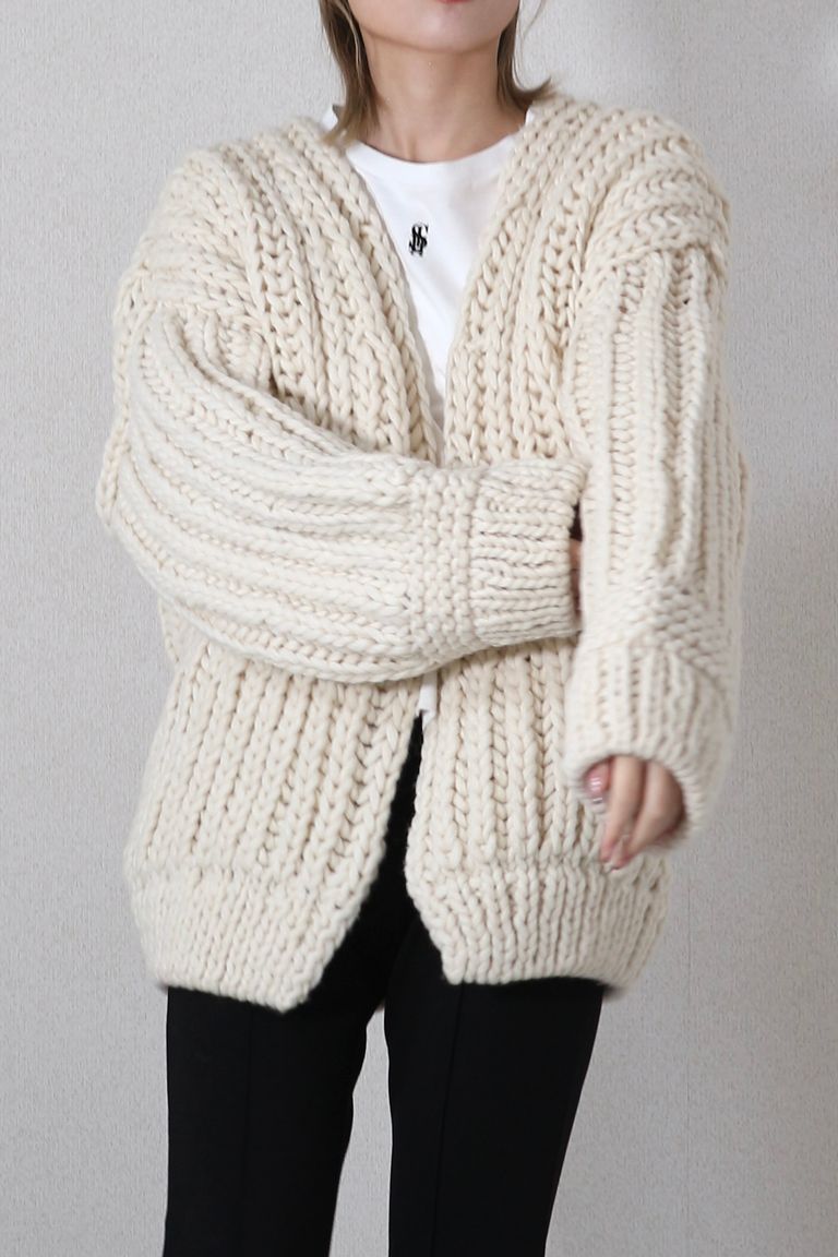 156cm 着用サイズ:フリー