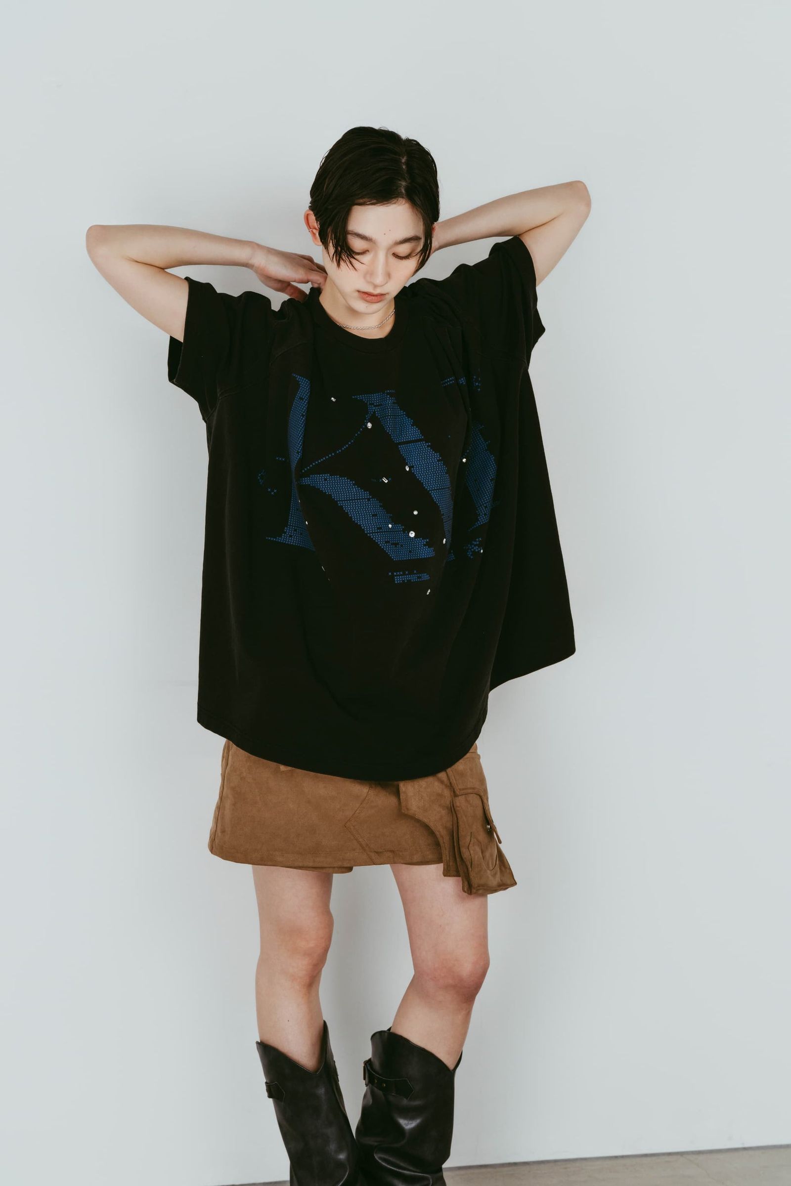 タック オーバーサイズTシャツ (ブラック) tuck detail oversized tee(unisex) (Black) /  26SS