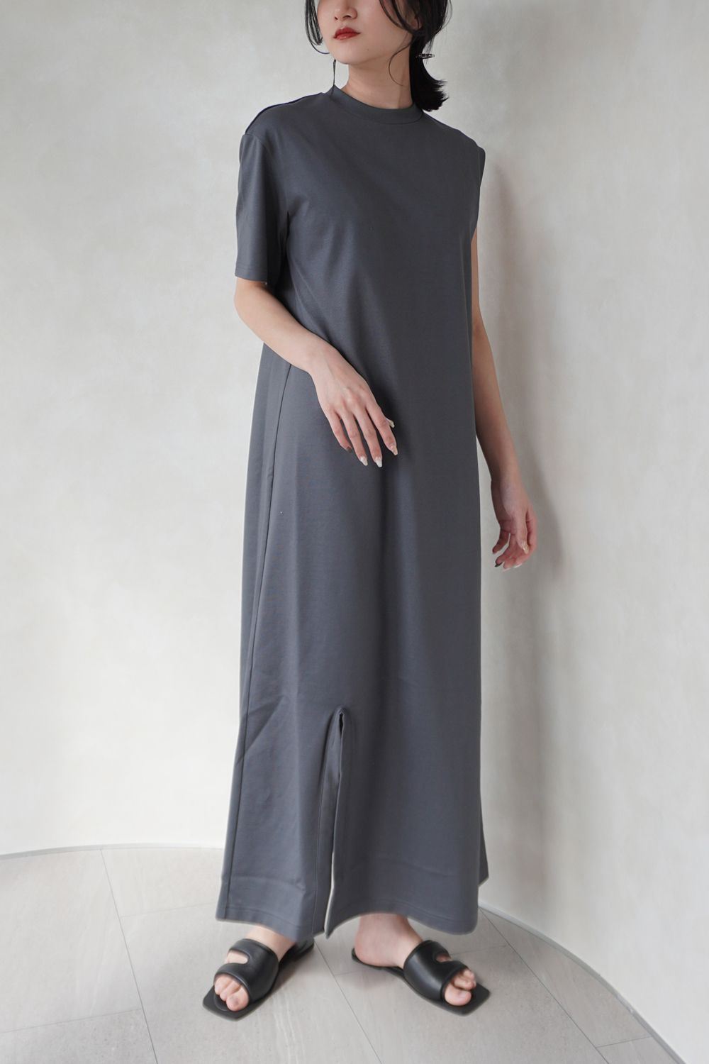 andmary Effie slit dress エフィスリットドレス