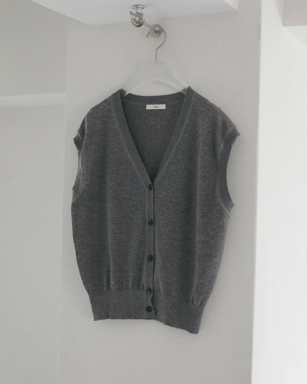 Vネック ボタンベスト (チャコールグレー) Vneck Botton Vest (Charcoalgray) / 27SS