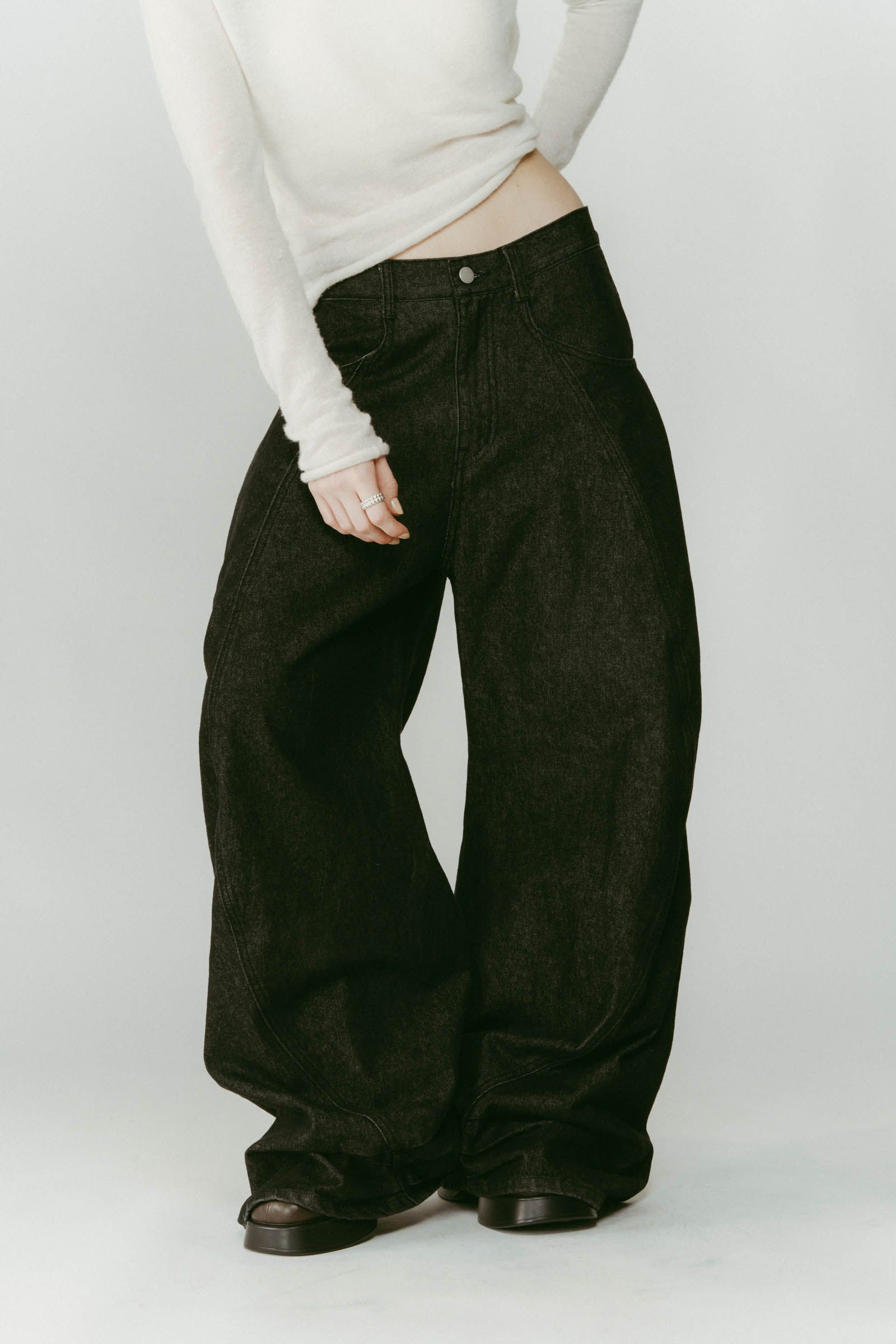 tuck design denim pants / タックデザインデニムパンツ (デニムブラック) / 25AW