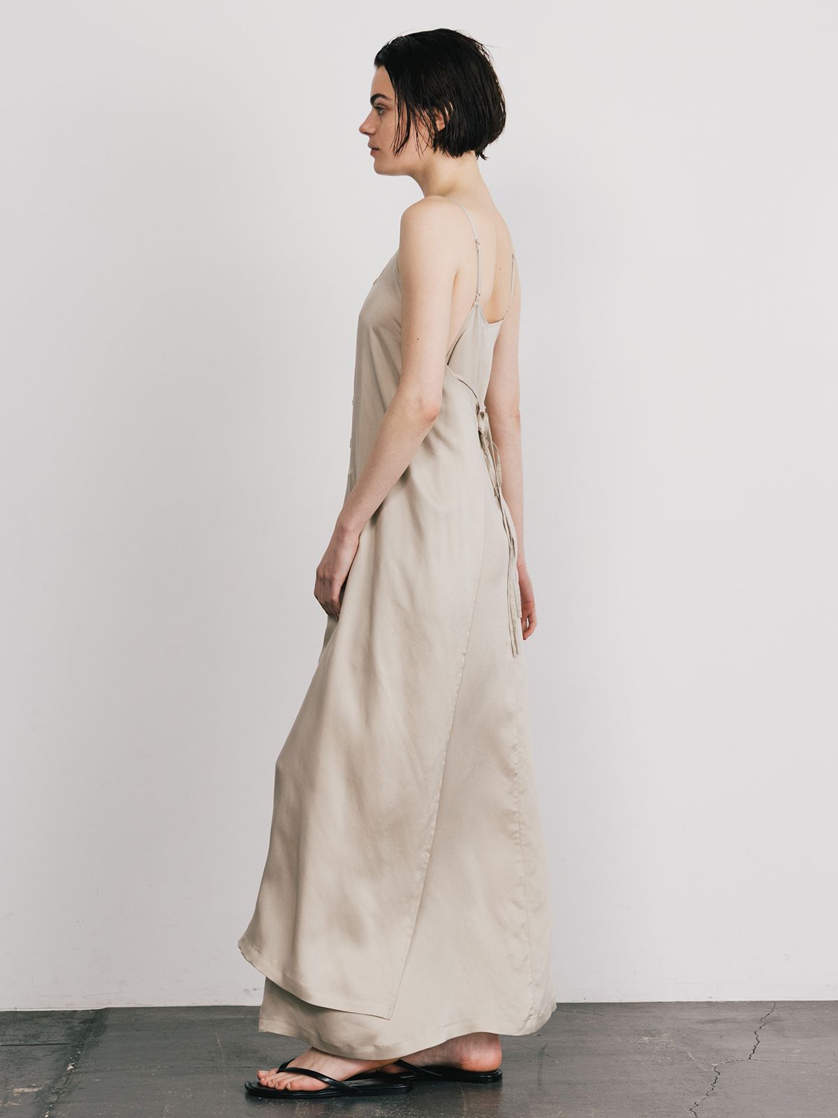 【25SS】CUPRO MANDARIN DRESS / マンダリンドレス (ライトベージュ)