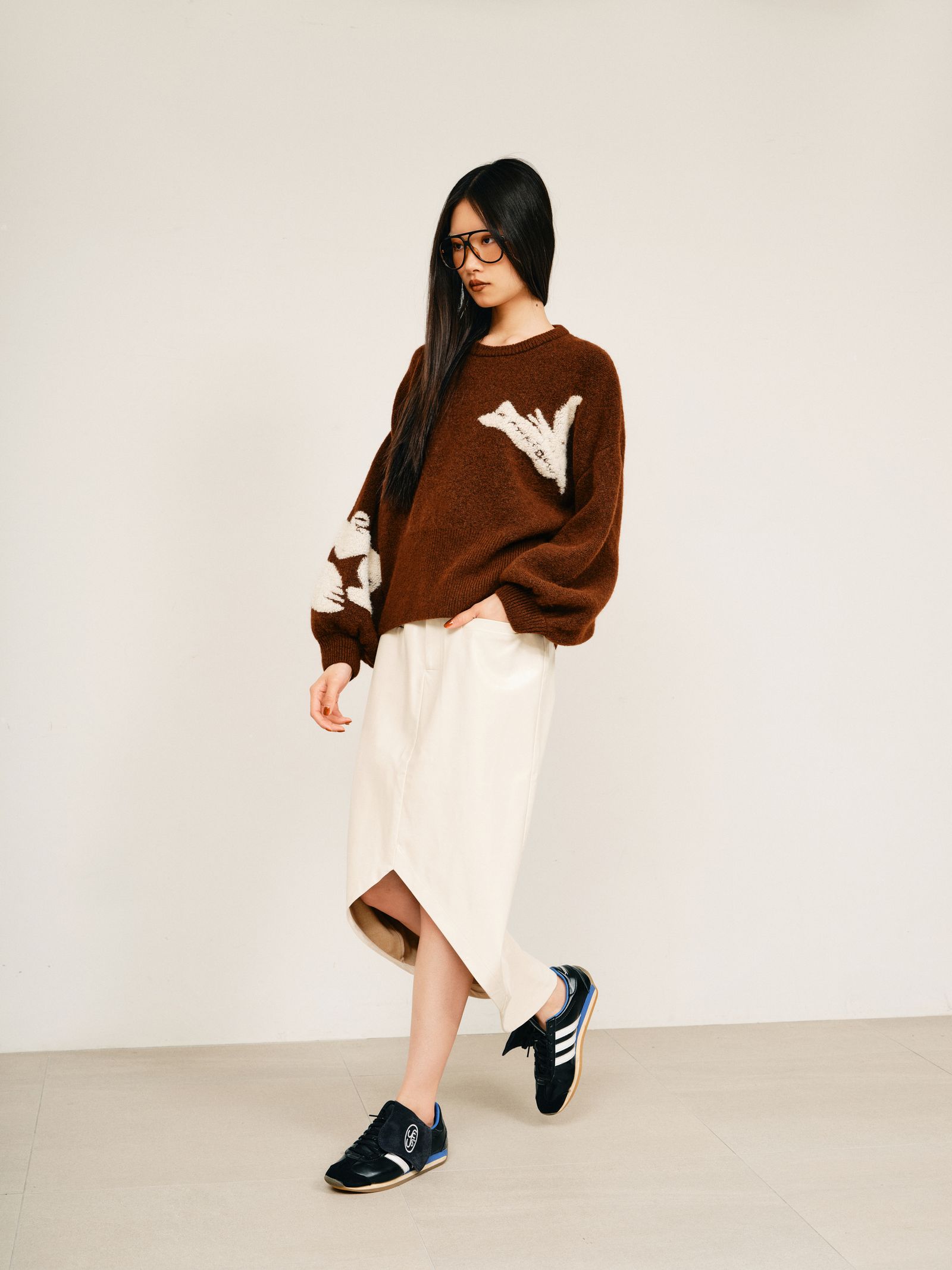 【BF割引対象12/2まで】Illustration jacquard knit top / イラストジャガードニットトップス (ブラウン) / 25AW