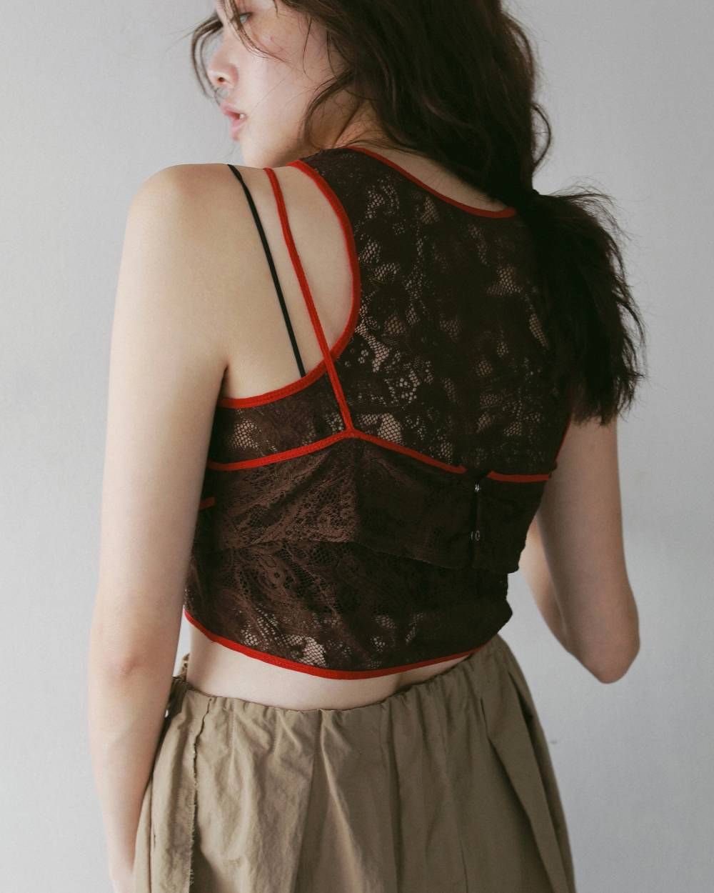 レース ノースリーブトップス (ブラウン) Lace Sleeveless Tops (Brown) / 27SS