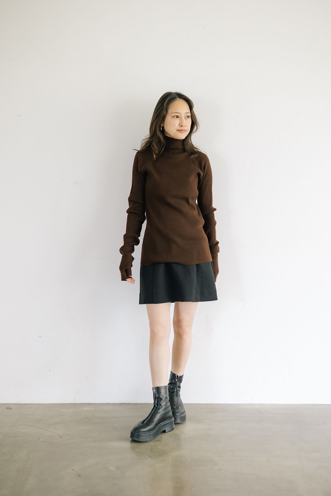ハンドウォーマーリブトップス (ブラウン) Hand warmer ribbed top (Brown) / 26AW
