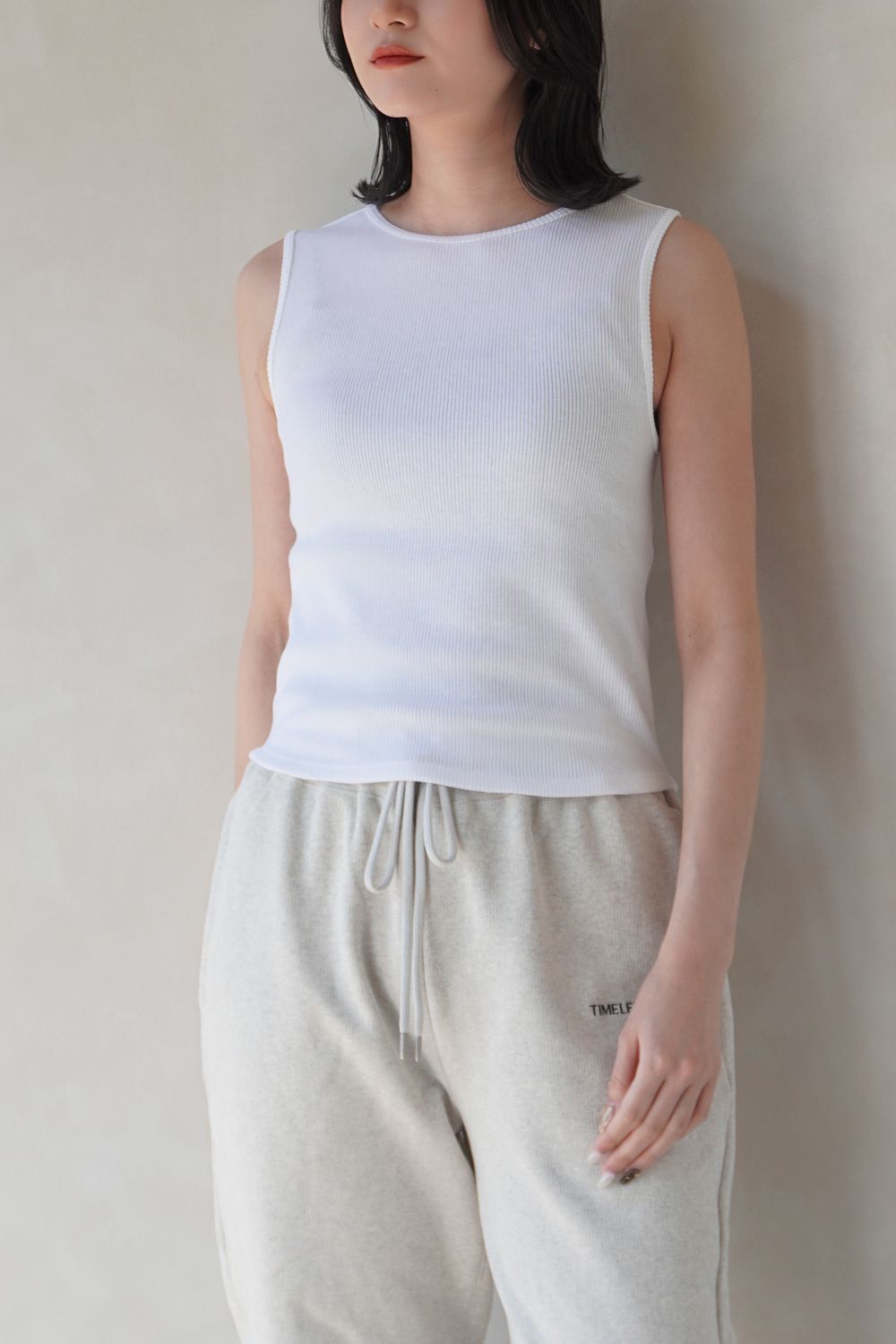 BASIC TANK TOP (ホワイト)