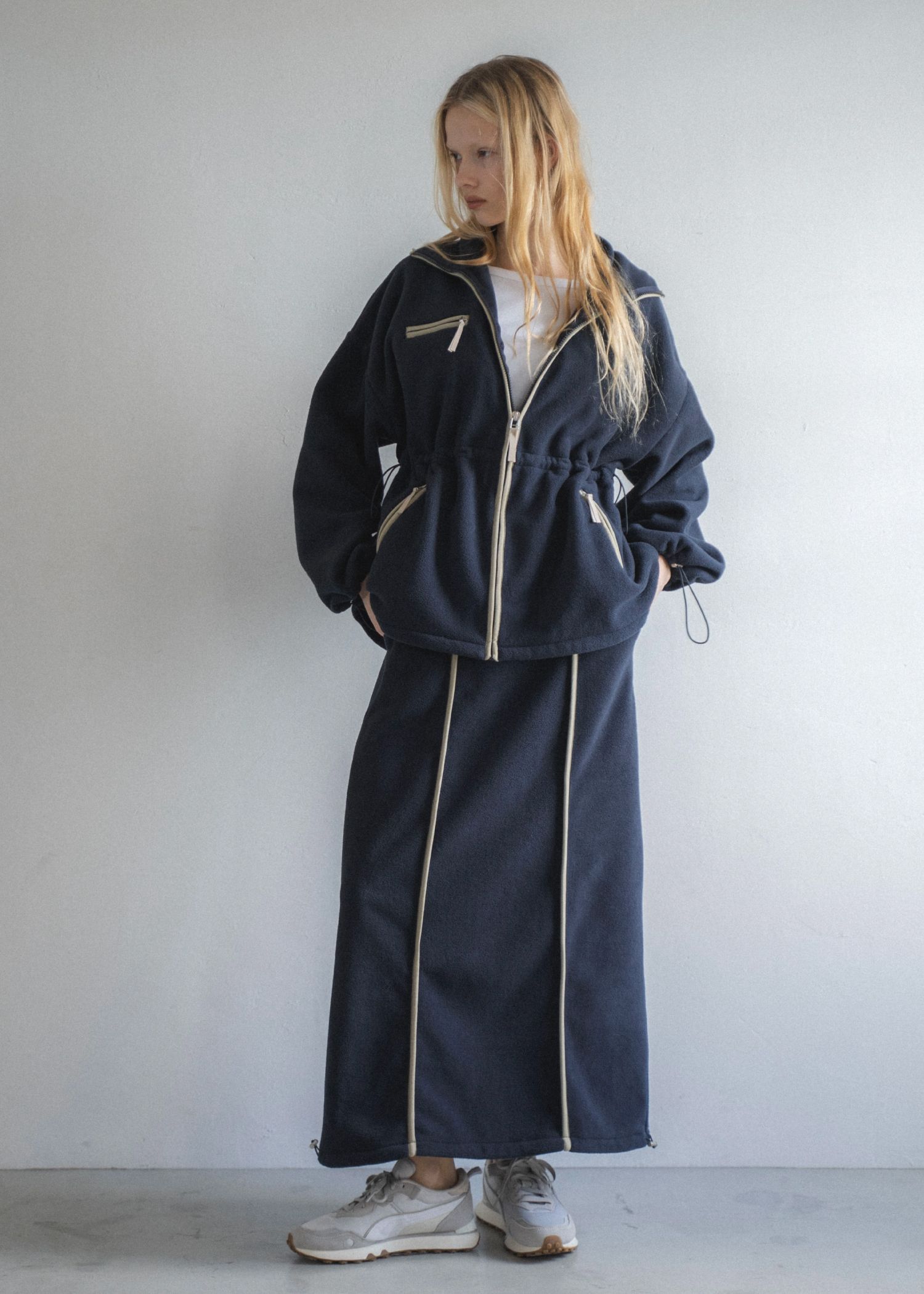 bi color piping fleece drawstring tops / バイカラー フリーストップス (ネイビー) / 25AW /