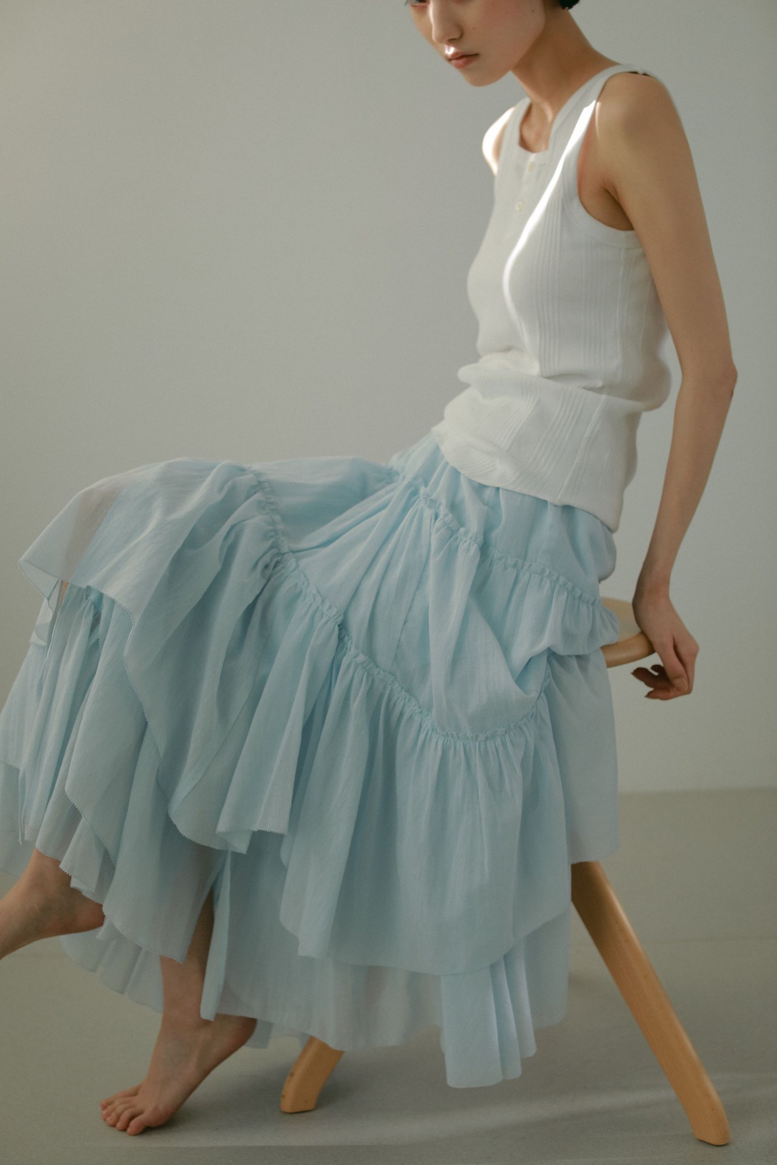 【新カラー】COTTON TIERED SKIRT / コットンティアードスカート (サックス) ミモレ丈 / ウエストゴム / ペチコート付き