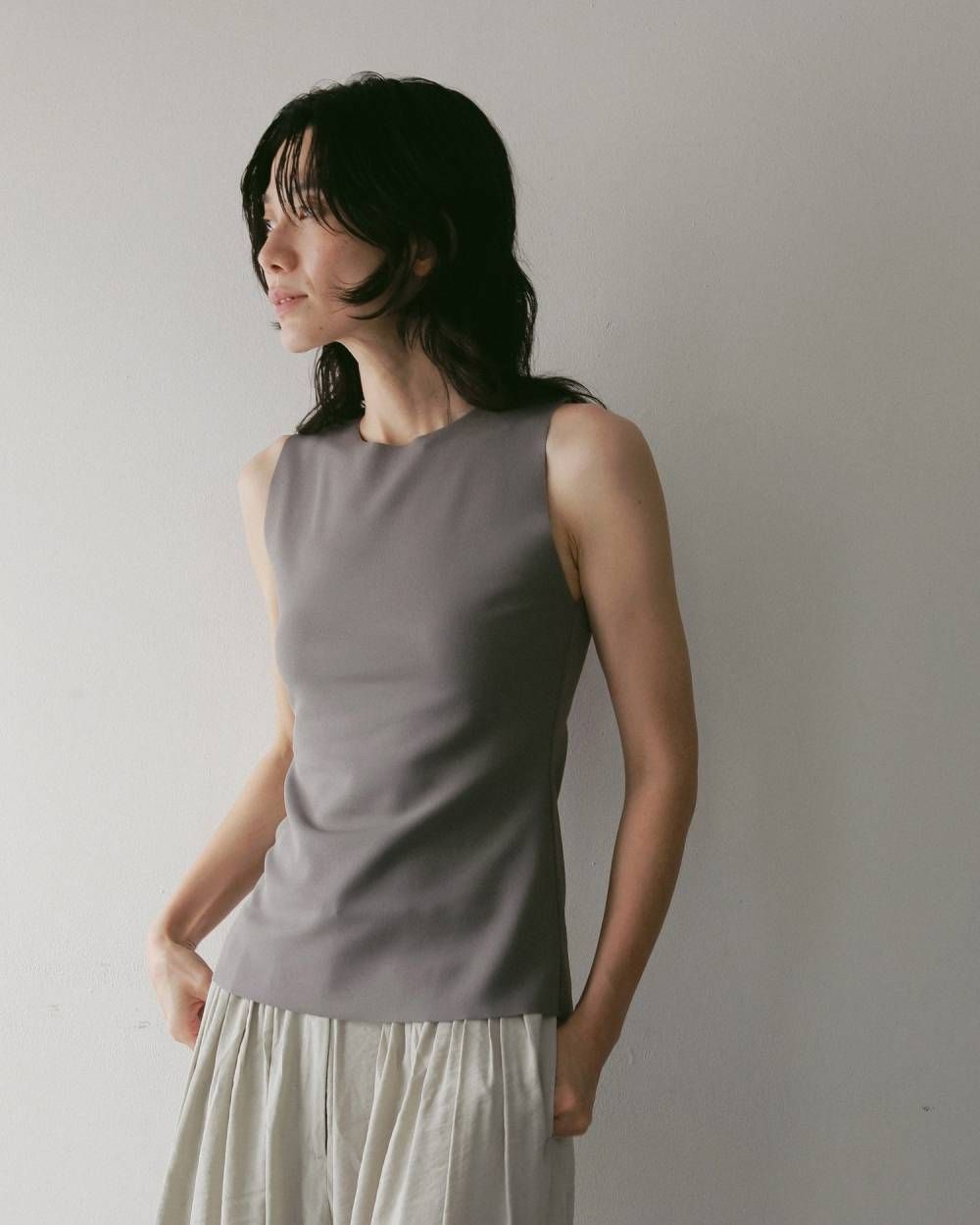 ジョーゼットタンクトップ (グレージュ) Sleeveless Georgette Tanktop (Graige) / 27SS
