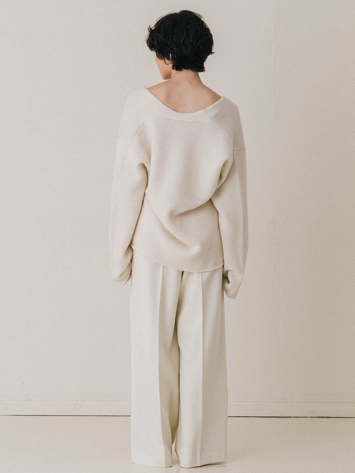 【25AW】HAMILTON V NECK KNIT / ハミルトン Vネックニット (アイボリー)
