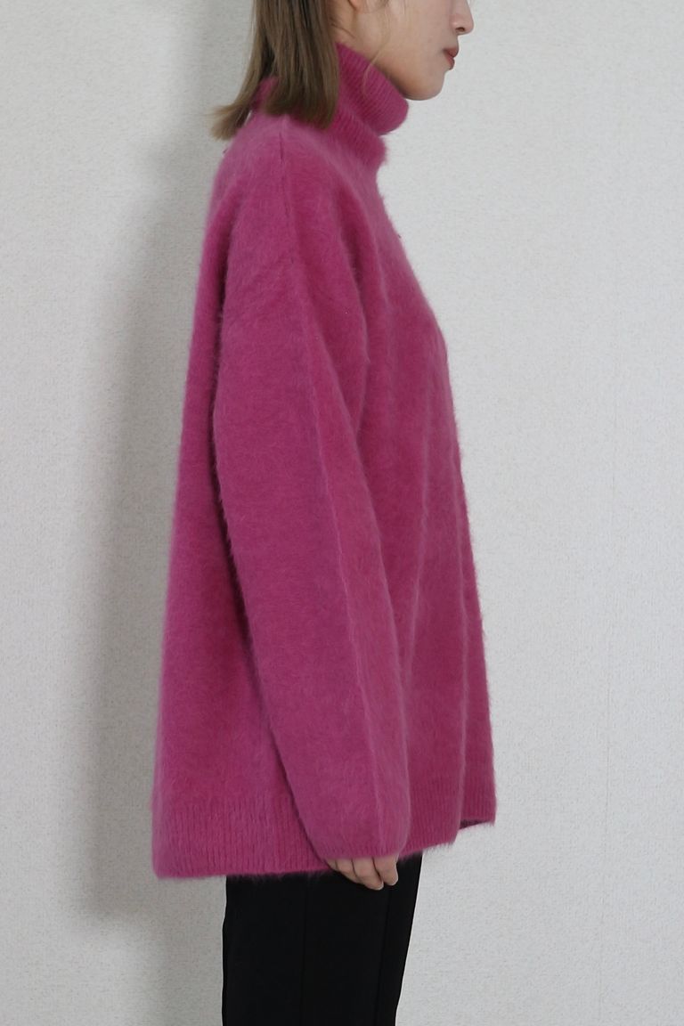 156cm 着用サイズ:フリー