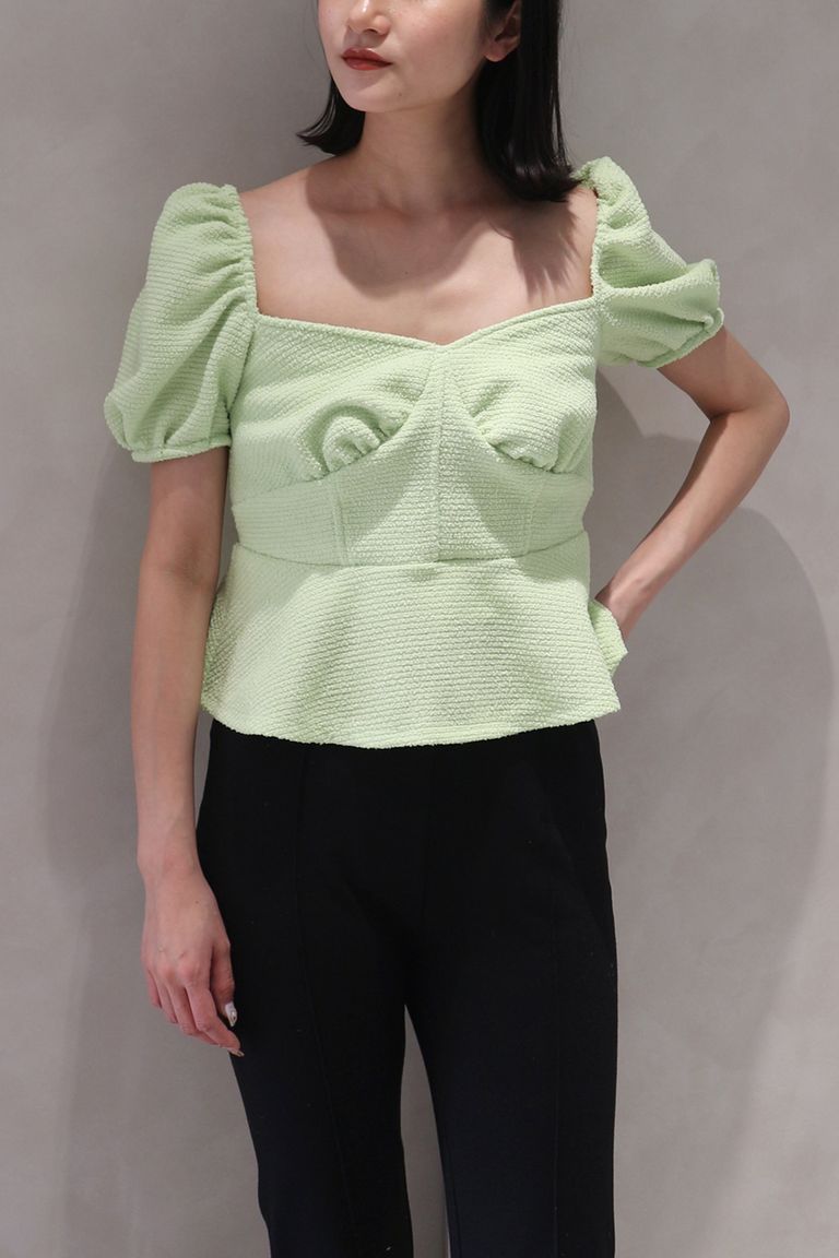 163cm 着用:1 (店内照明)