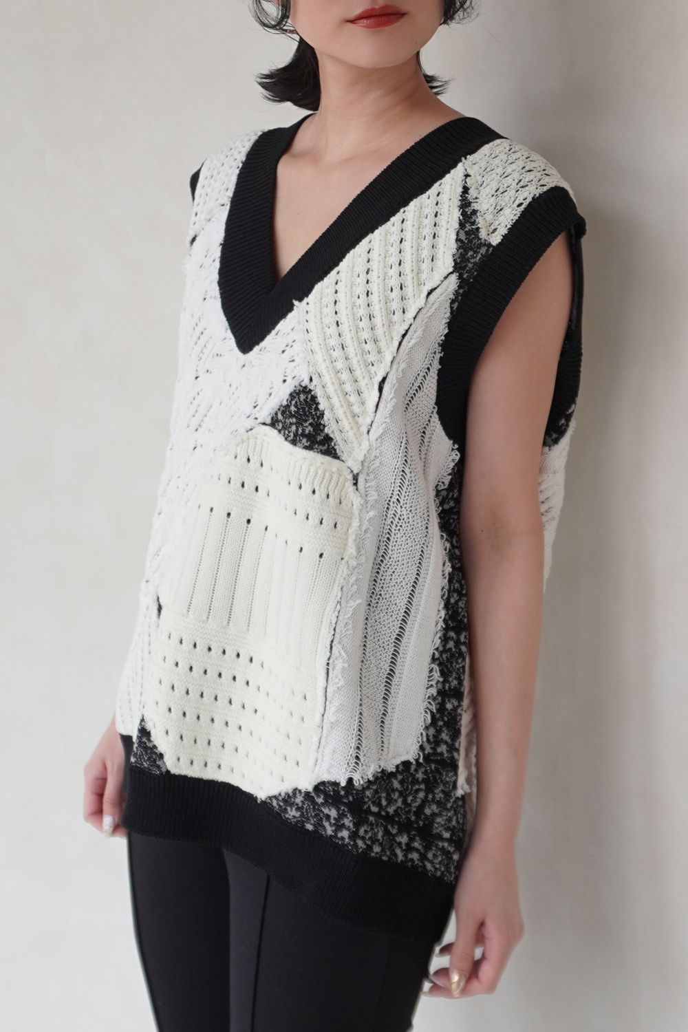 PATCHWORK V NECK KNIT VEST / パッチワークVネックニットベスト (MILK)