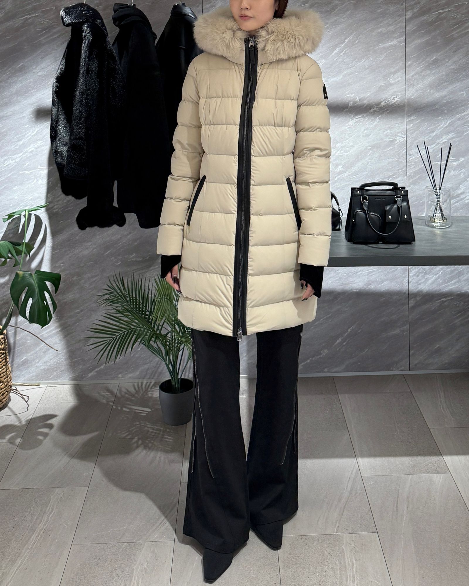 【2025AW】CALLA-BX / ファー付きストレッチダウンコート (トレンチ) / レディース