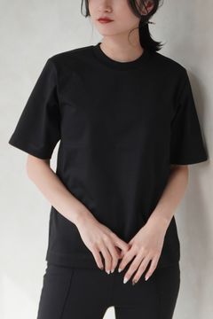 REFINA COMPACT T-SHIRT / リフィナコンパクトTシャツ  (ブラック)