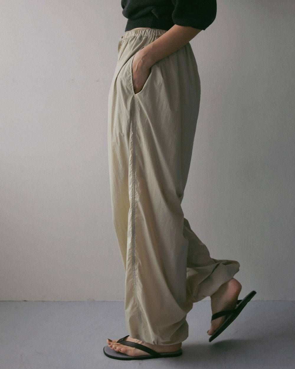 シアー ナイロンパンツ (オートミール) Sheer Nylon Pants (Oatmeal) / 27SS
