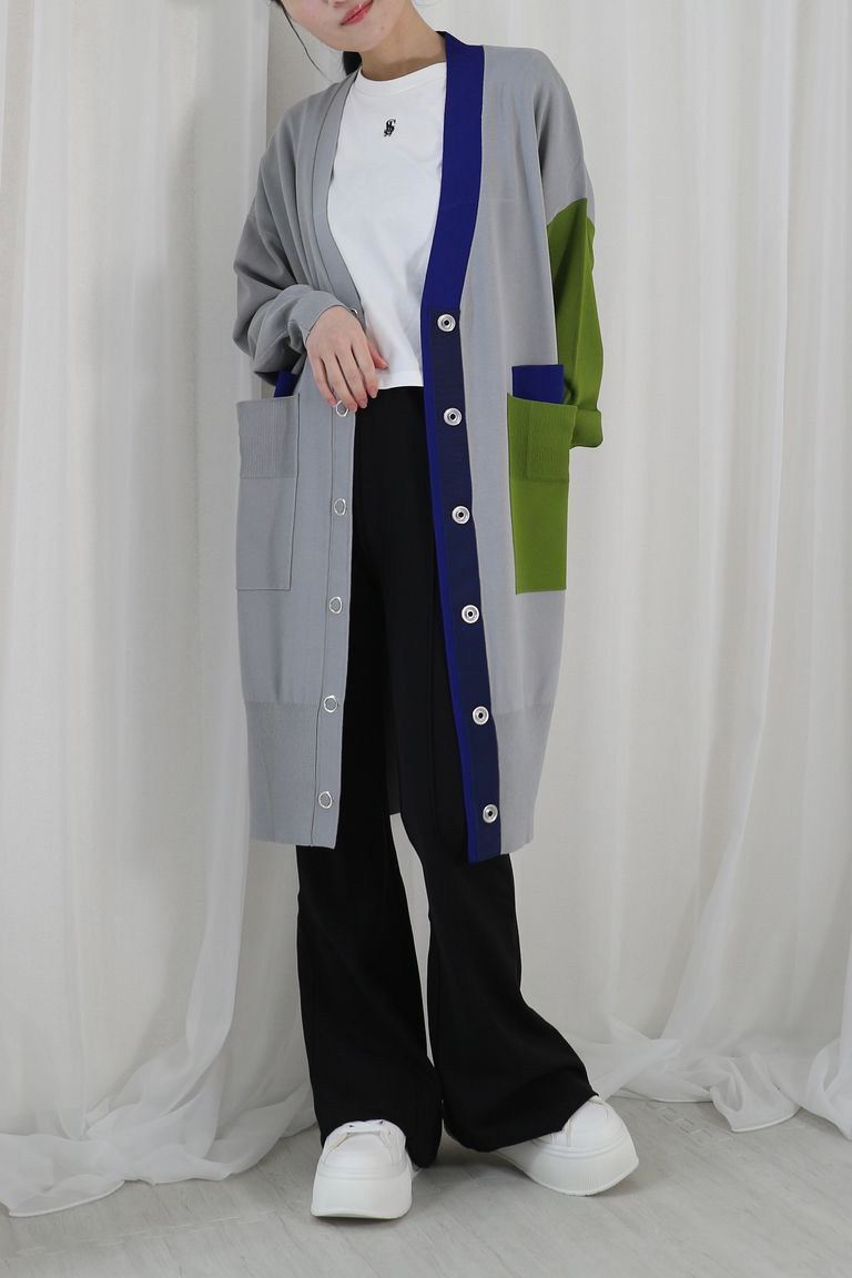 156cm 着用:フリー (店内照明)