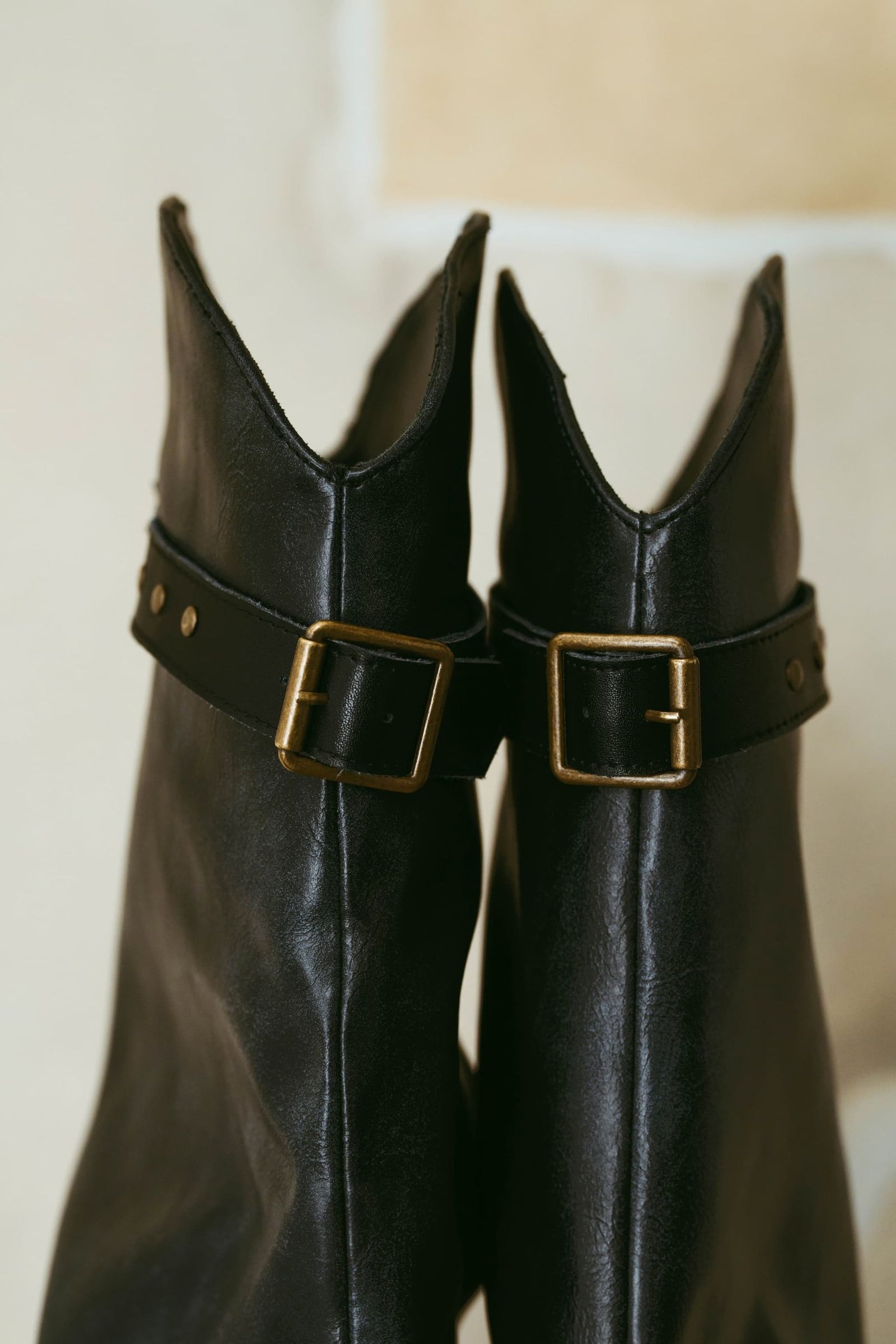 ウエスタンベルテッドブーツ (ブラック) western belted boots (Black) /  26SS