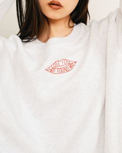 lip embroy sweat tops / リップエンブロイスウェットトップス (アイボリー) / 25AW