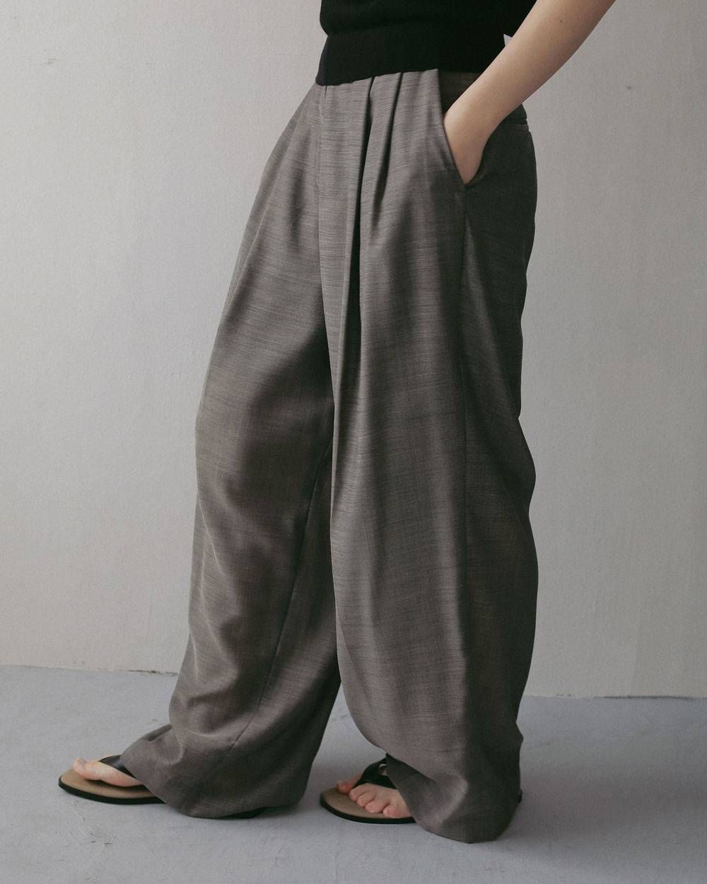 ウールシャンブレー タックパンツ (グレージュ) Woolchambray Tuck Pants (Graige) / 27SS