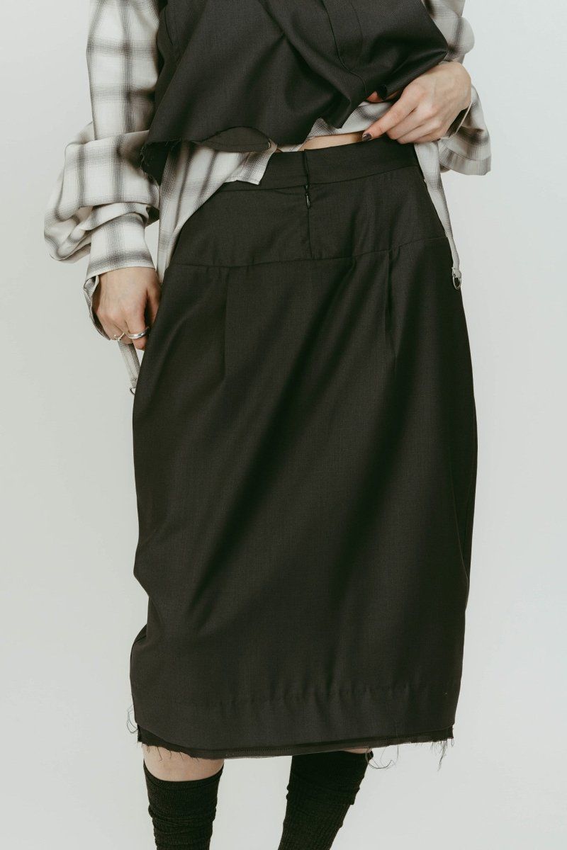 cut layered mid length skirt (Gray) / レイヤード ミディアム丈スカート (グレー) / 26SS