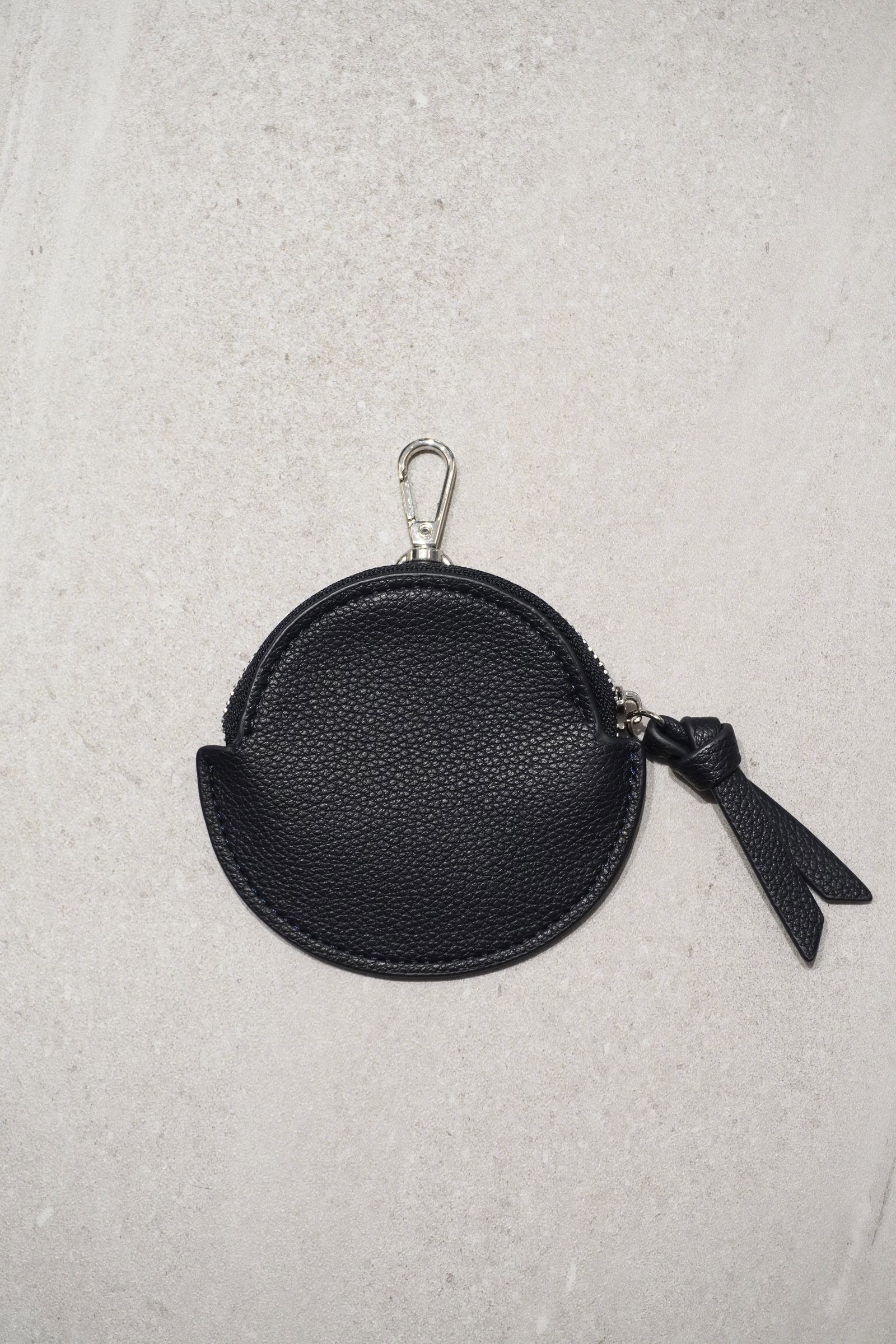 RECYCLING LEATHER MULTI MOBILE POUCH / リサイクルレザーマルチモバイルポーチ (ブラック) スマホショルダー/コインケース・カードホルダー付き / 取り外し可能