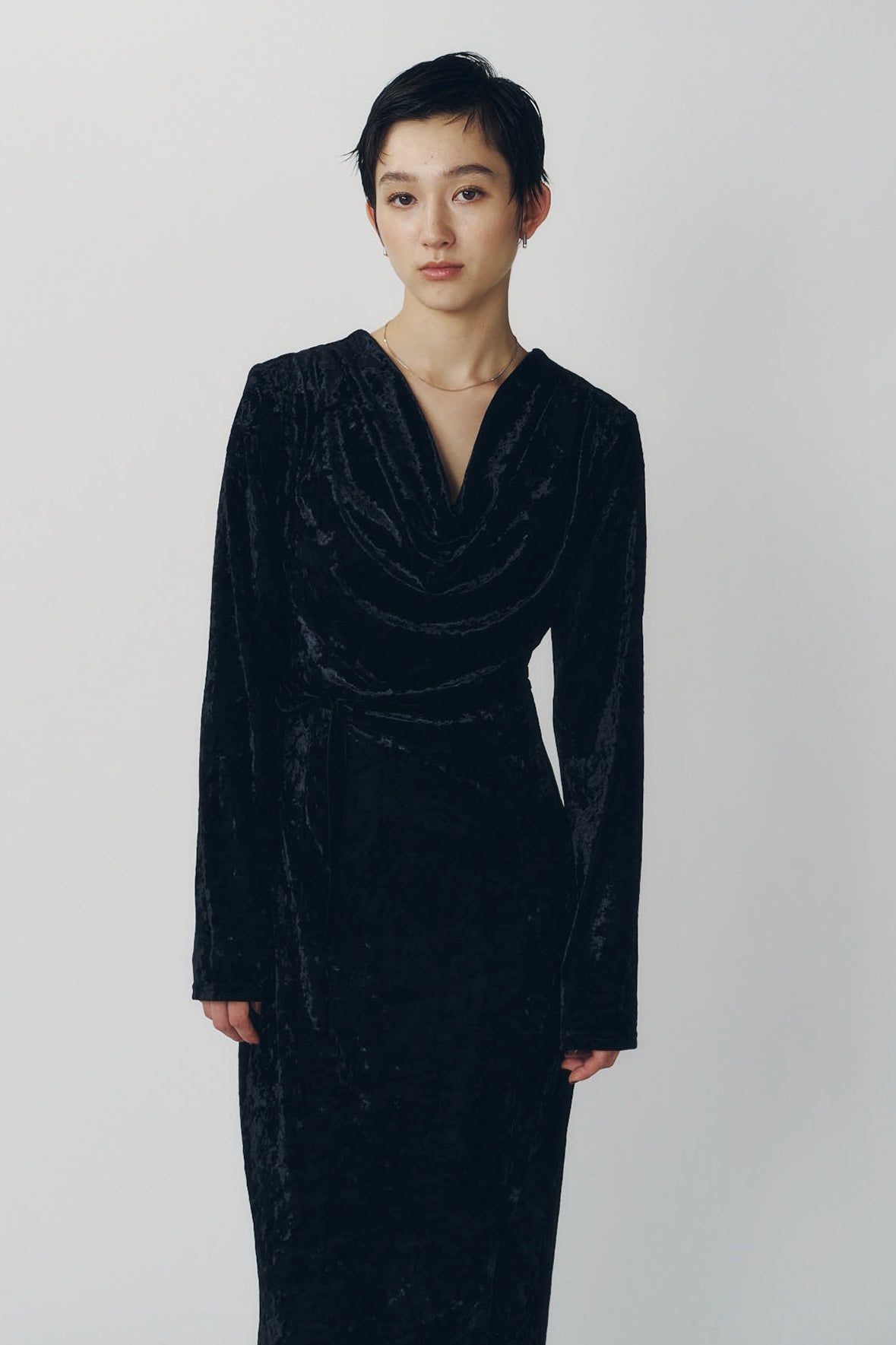 2ウェイ ベロアドレープドレス (ブラック) 2way draped velour dress (Black) / 26AW