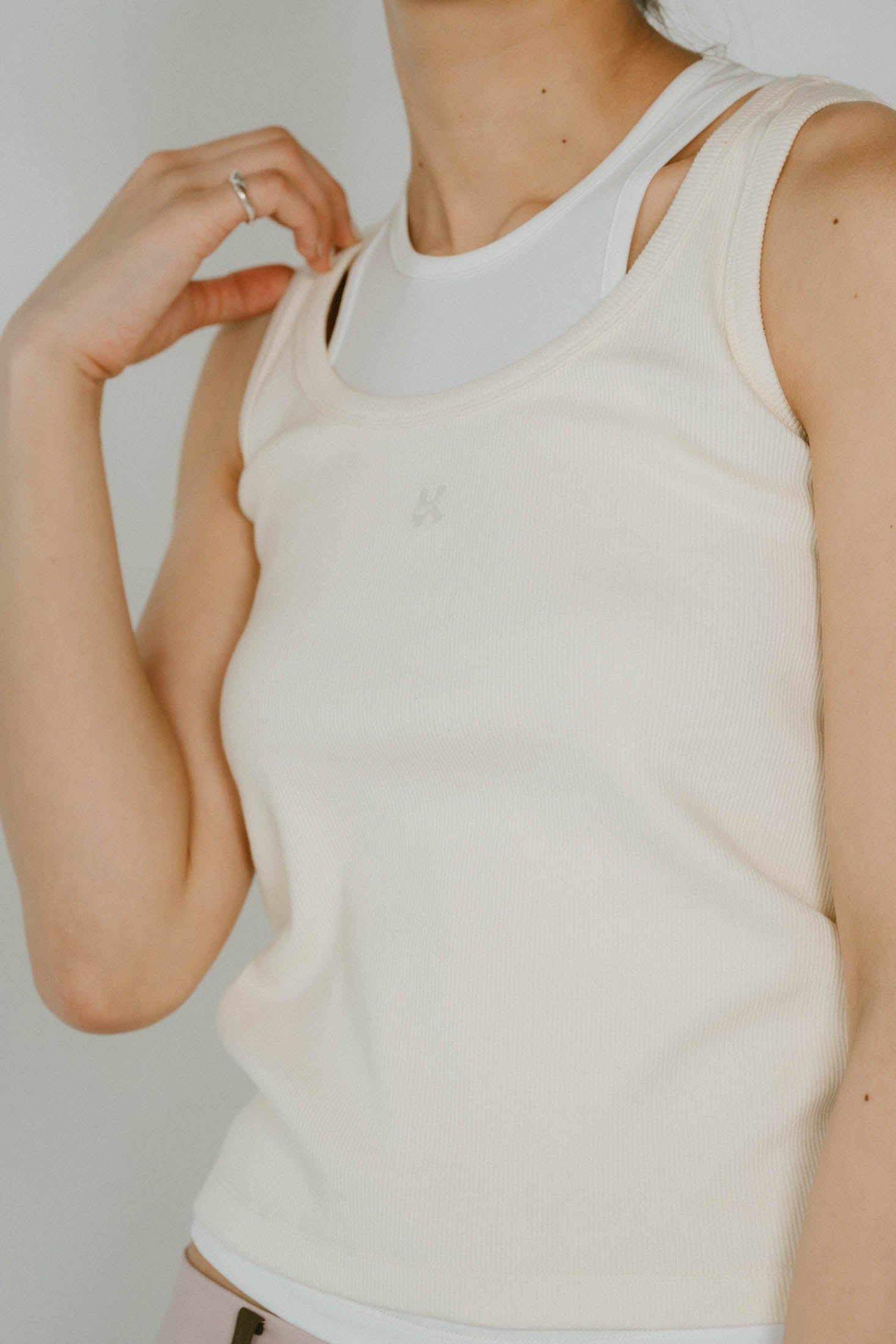 2piece layered logo tank top / 2ピース レイヤードロゴタンクトップ (アイボリー) / 25SS