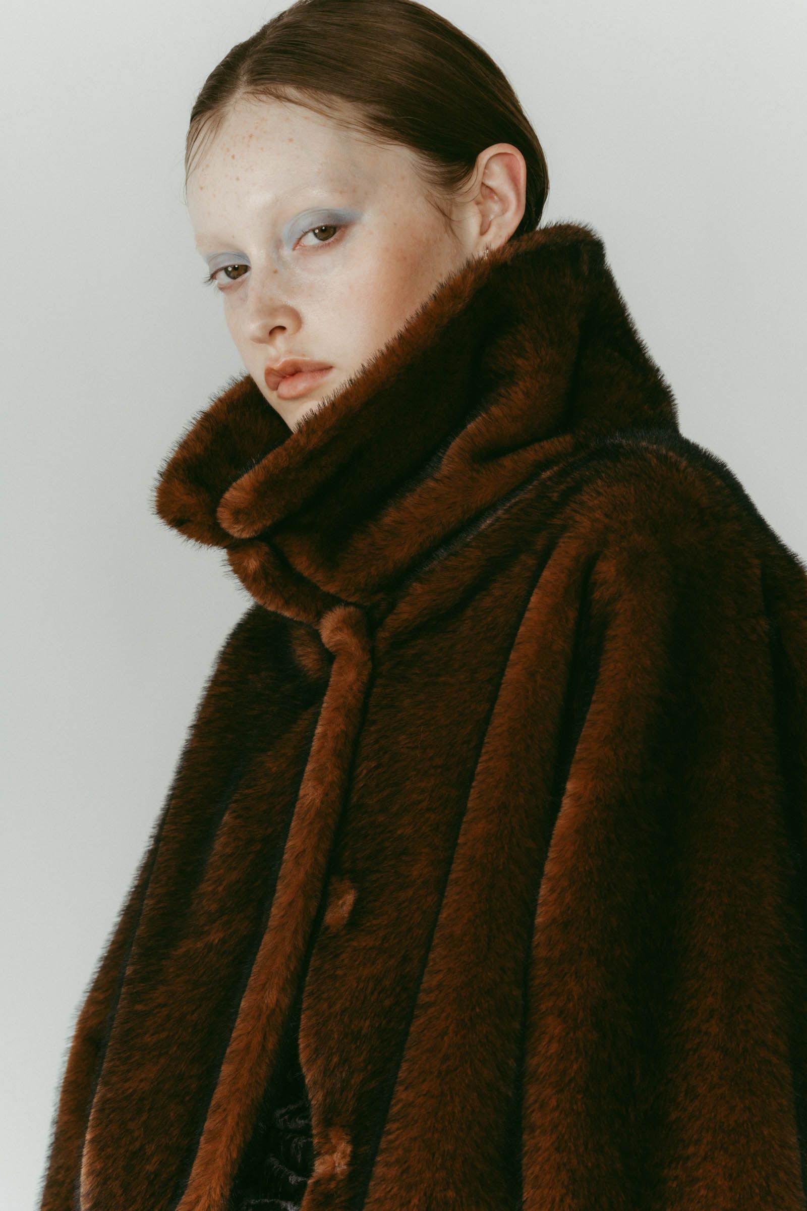 point collar fur coat / ポイントカラー ファーコートジャケット (ブラウン) / 25AW