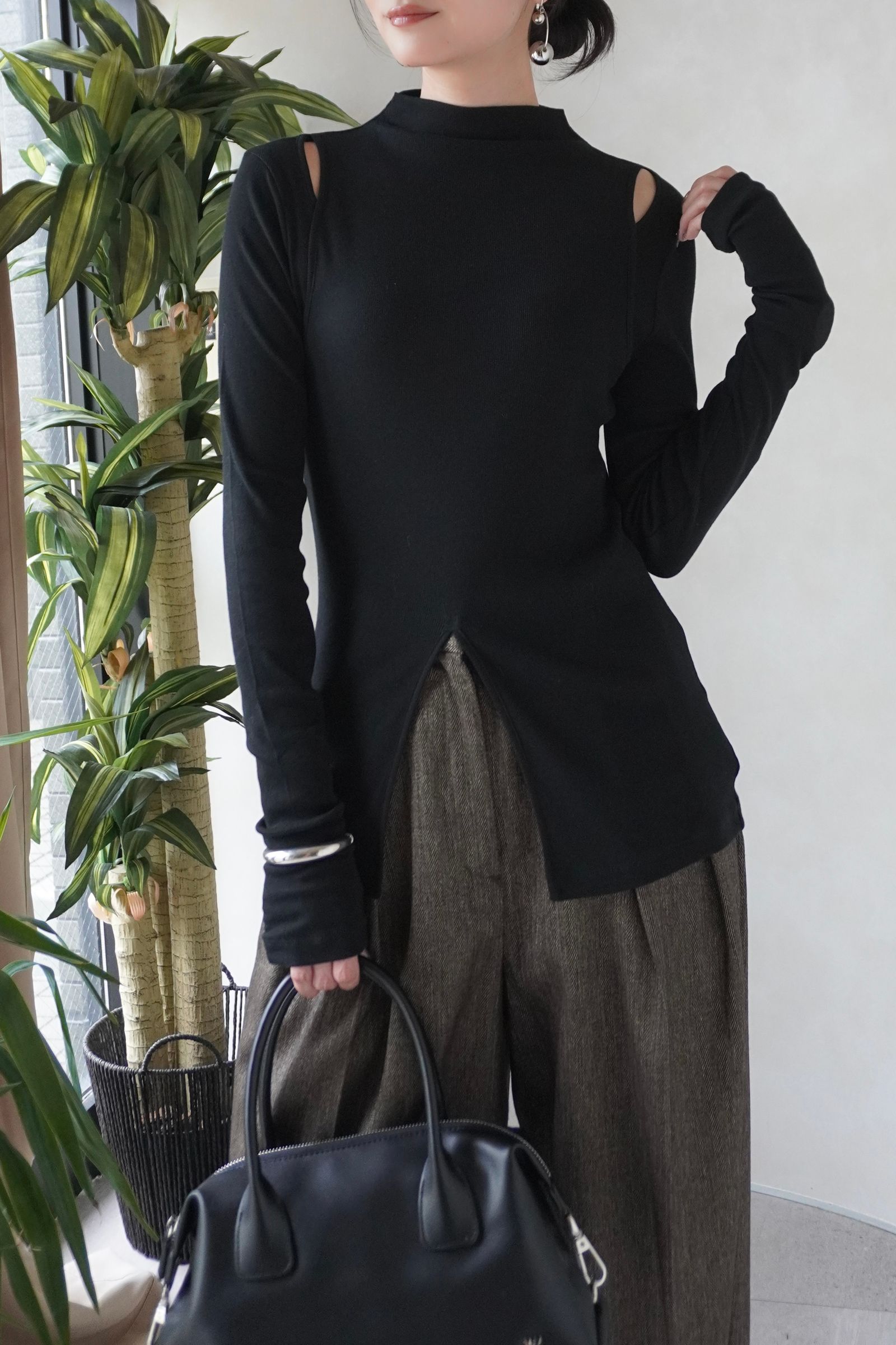 スラッシュリブロンT (ブラック) Slash Ribbed Long-Sleeve T-Shirt (Black) / 26AW