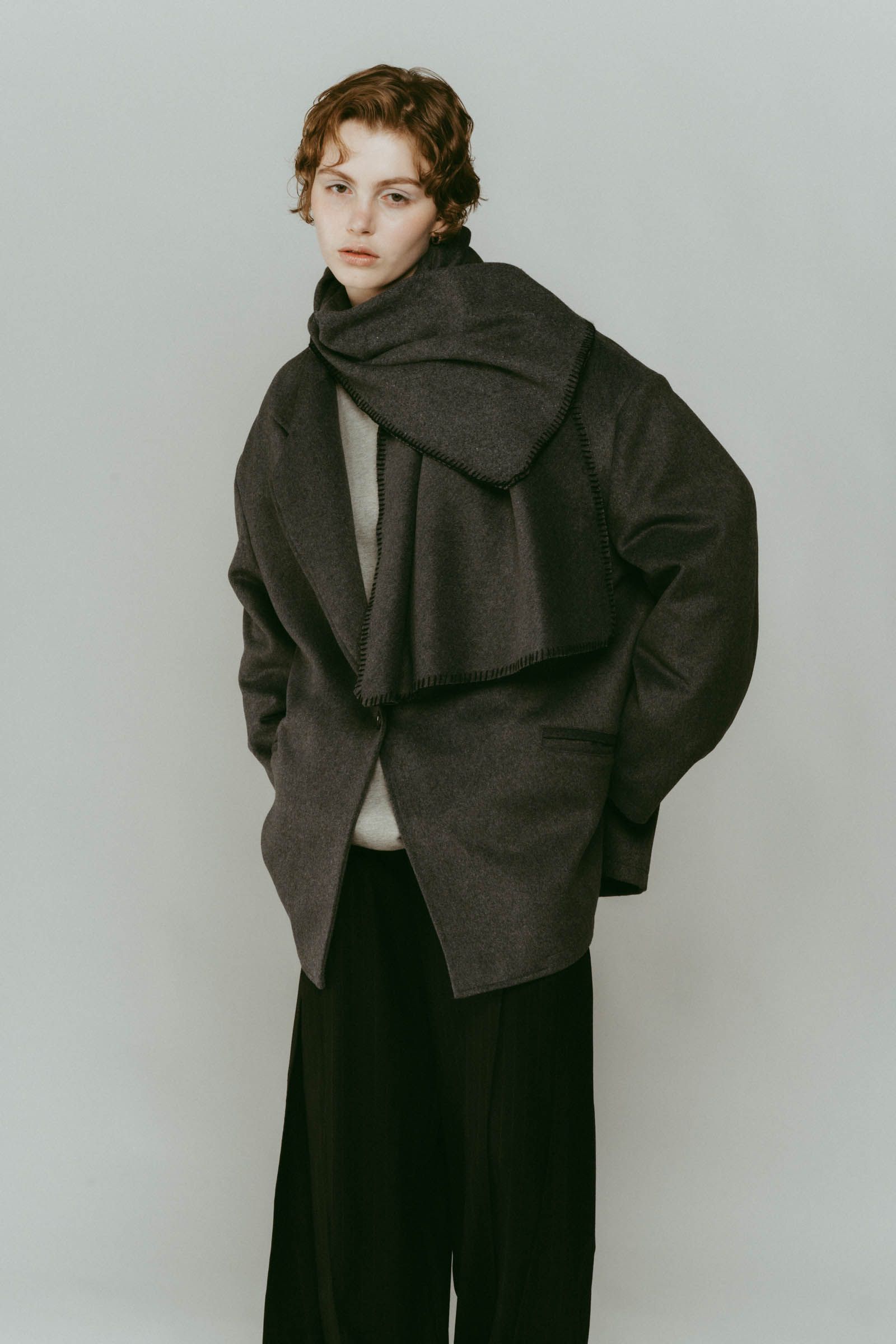 muffler overlay jacket(unisex) / マフラー オーバージャケット (グレー) / 25AW