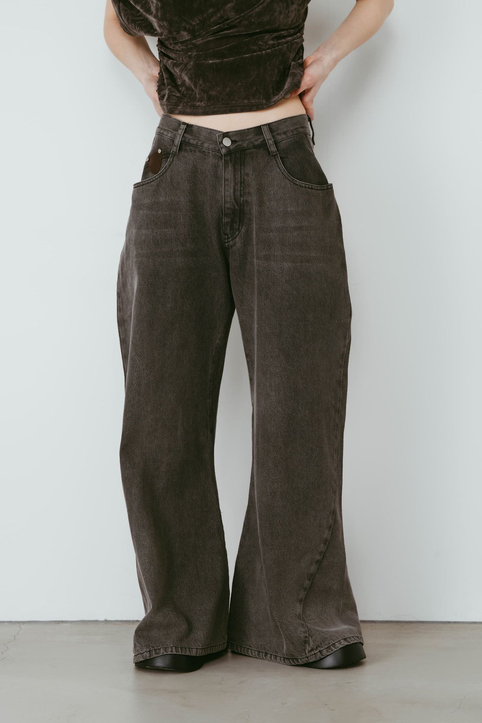 ワイドベルボトムデニムパンツ (グレー) wide bell-bottom denim pants (Gray) /  26SS
