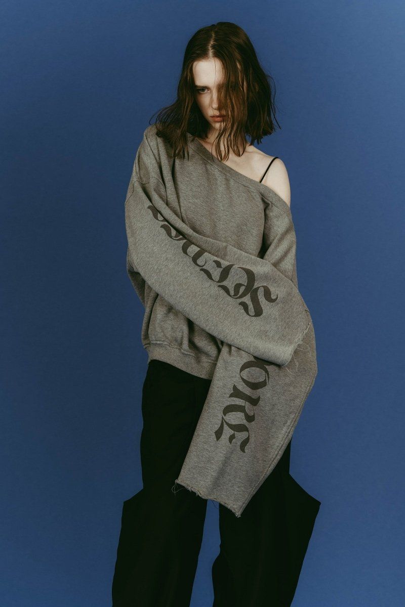 off shoulder vintage sweat (Gray) / オフショルダー ヴィンテージスウェット (グレー) / 26SS