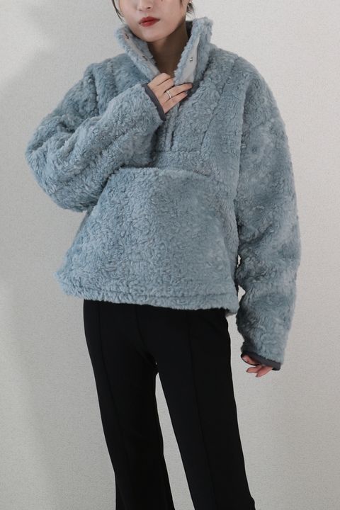 BI COLOR FAKE FUR TOPS / バイカラーフェイクファートップス (スカイブルー)