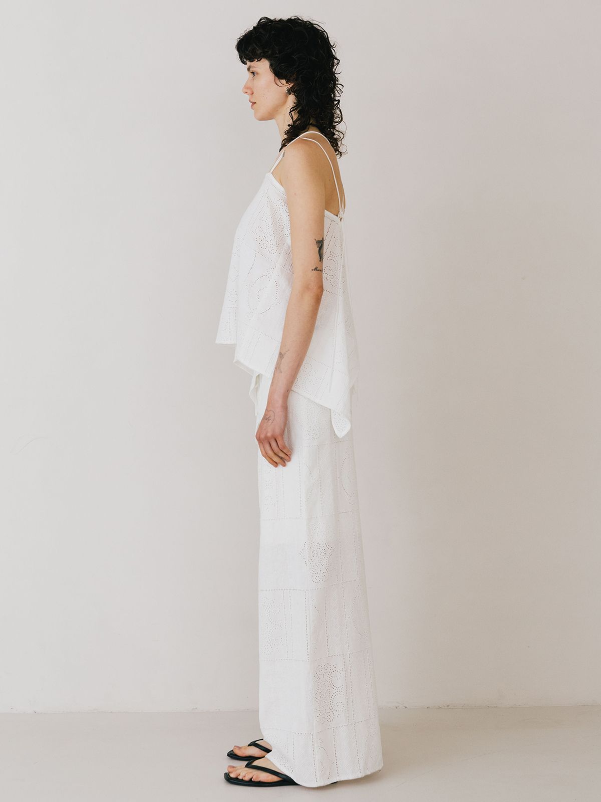 【25SS】CUTWORK LACE CAMI / カットワーク レースキャミソール (ホワイト)