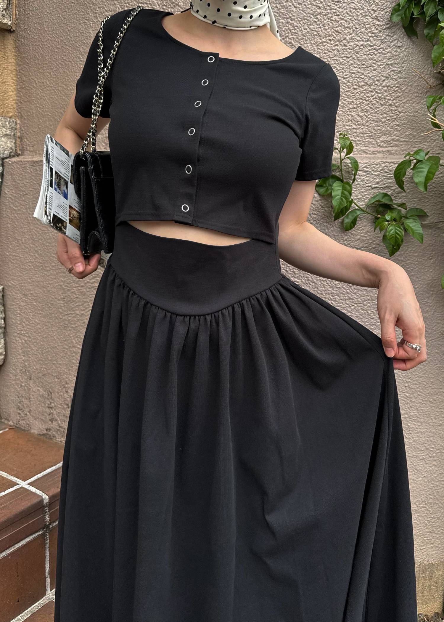 ヘルシーカット ワンピース (ブラック) healthy cut out waist snap button OP (Black) /  26SS