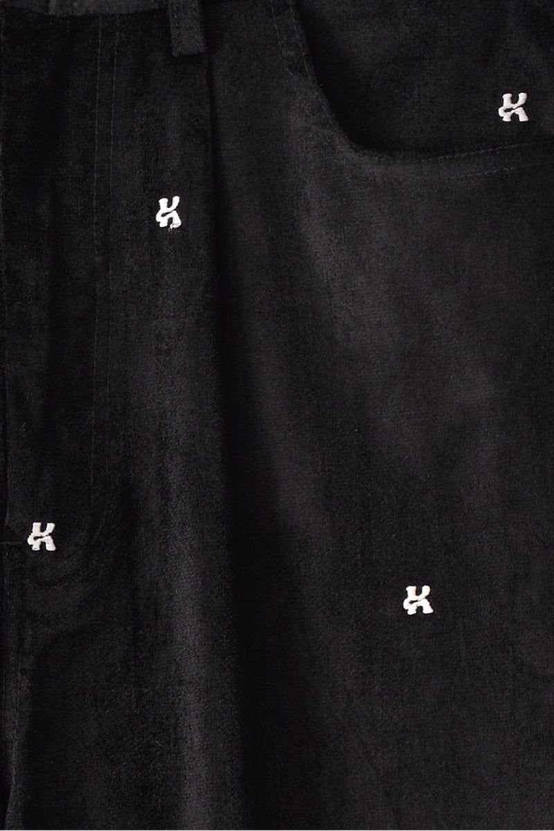 K motif velveteen pants(unisex) / Kモチーフ ベルベットパンツ (ブラック) / 25AW