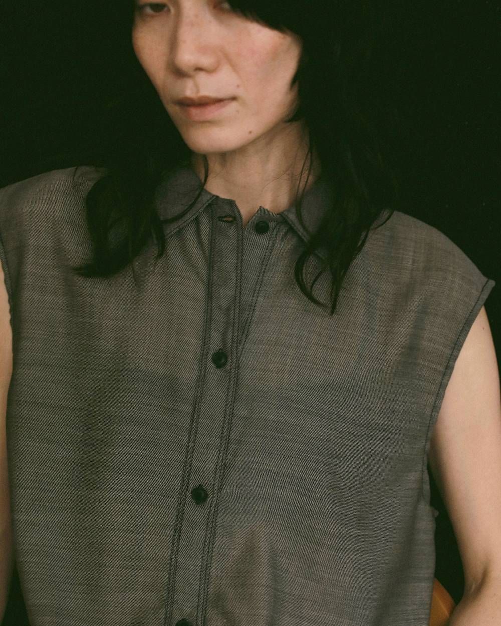 ウールシャンブレー ノースリーブシャツ (グレージュ) Woolchambray Sleeveless Shirts (Graige) / 27SS