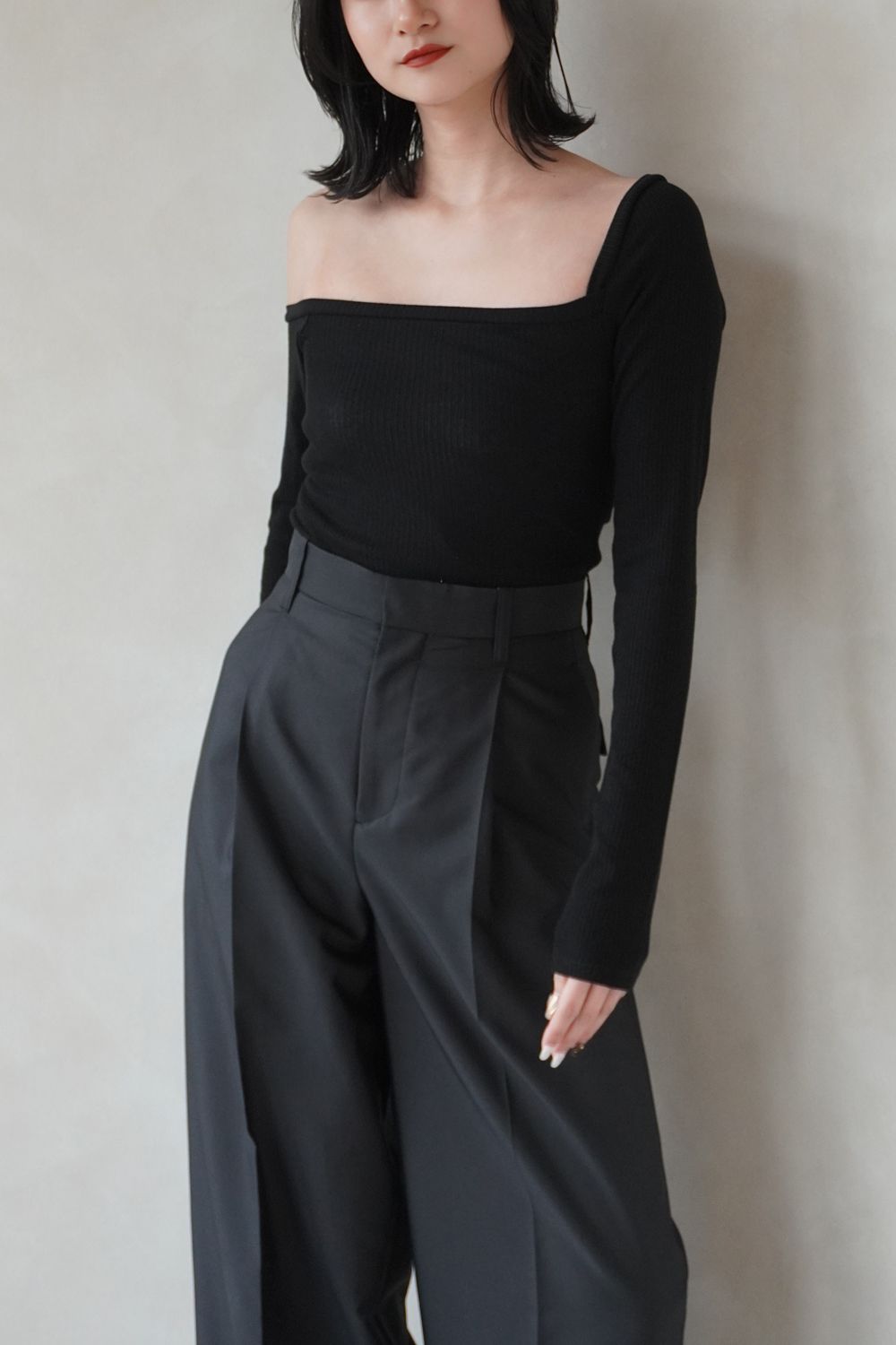 Wide collor off shoulder dress – LIBJOIE