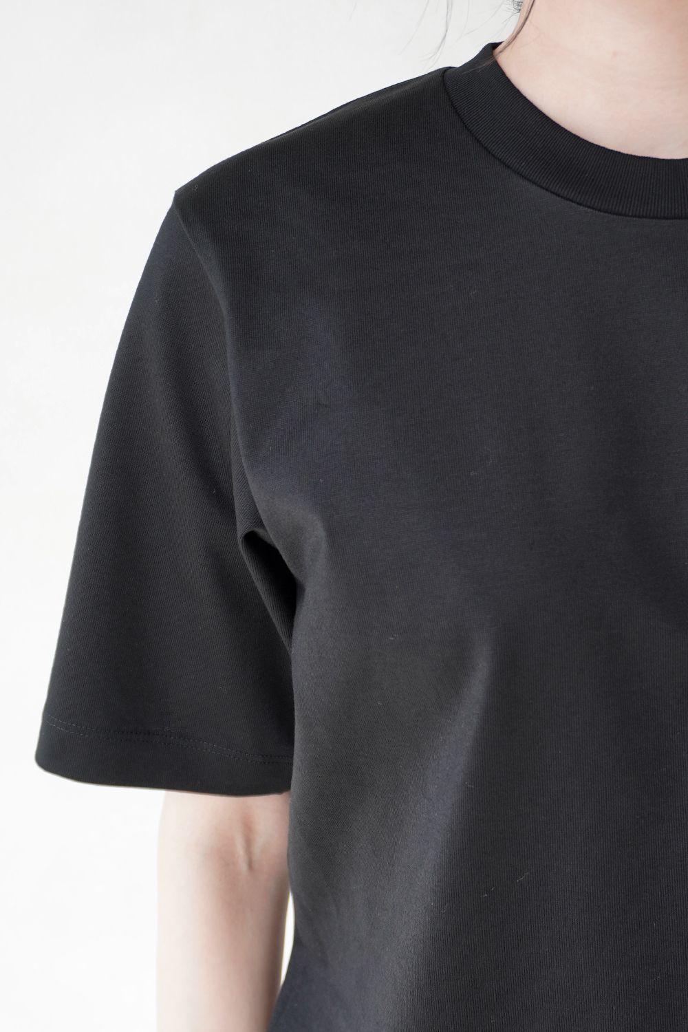 REFINA COMPACT T-SHIRT / リフィナコンパクトTシャツ  (ブラック)