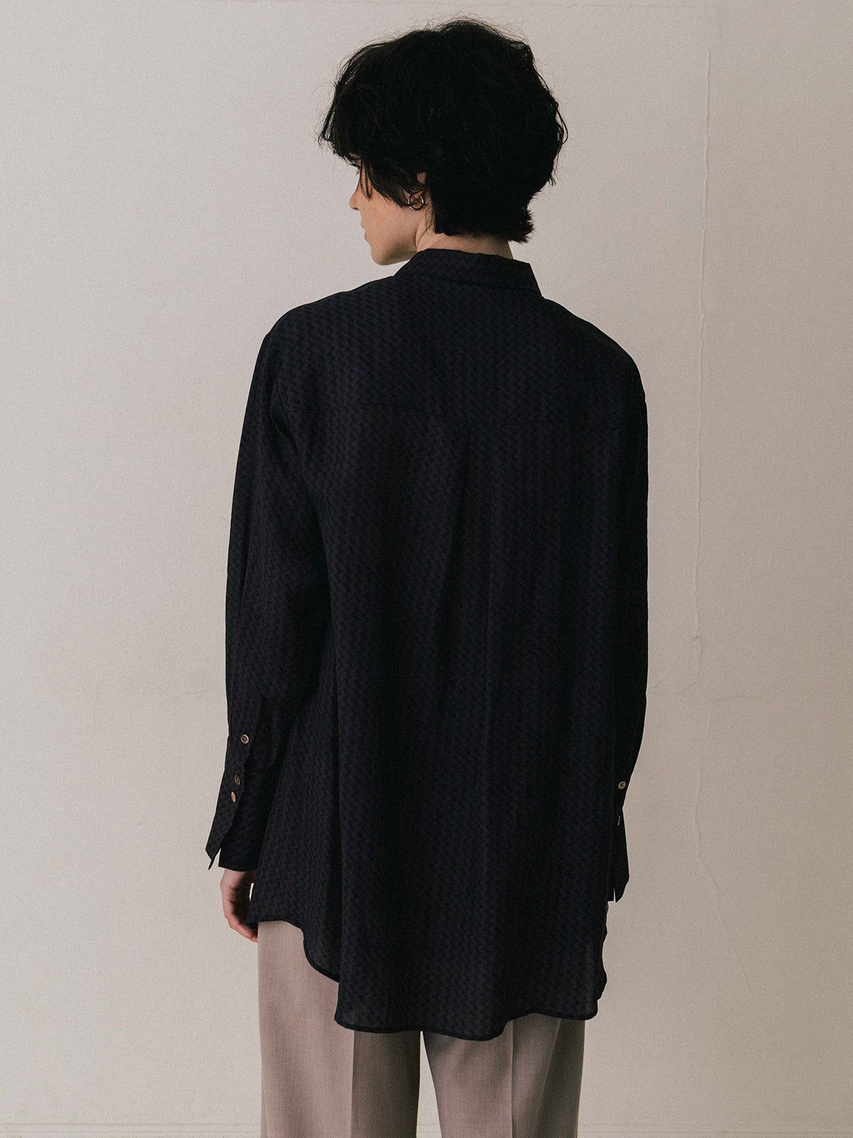 【25AW】GEOMETRIC SHIRT / ジオメトリックシャツ (ブラウン)